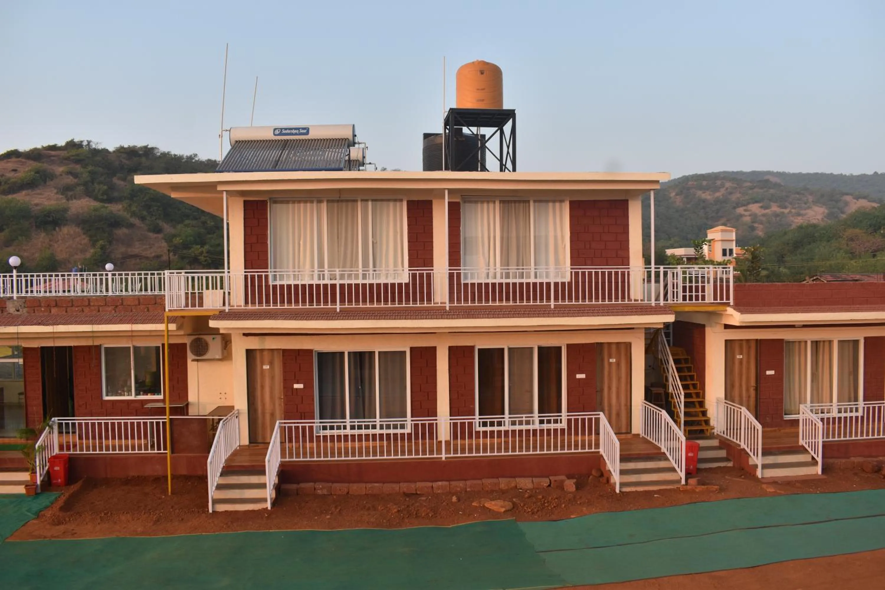 SEA LUXE Beach Resort