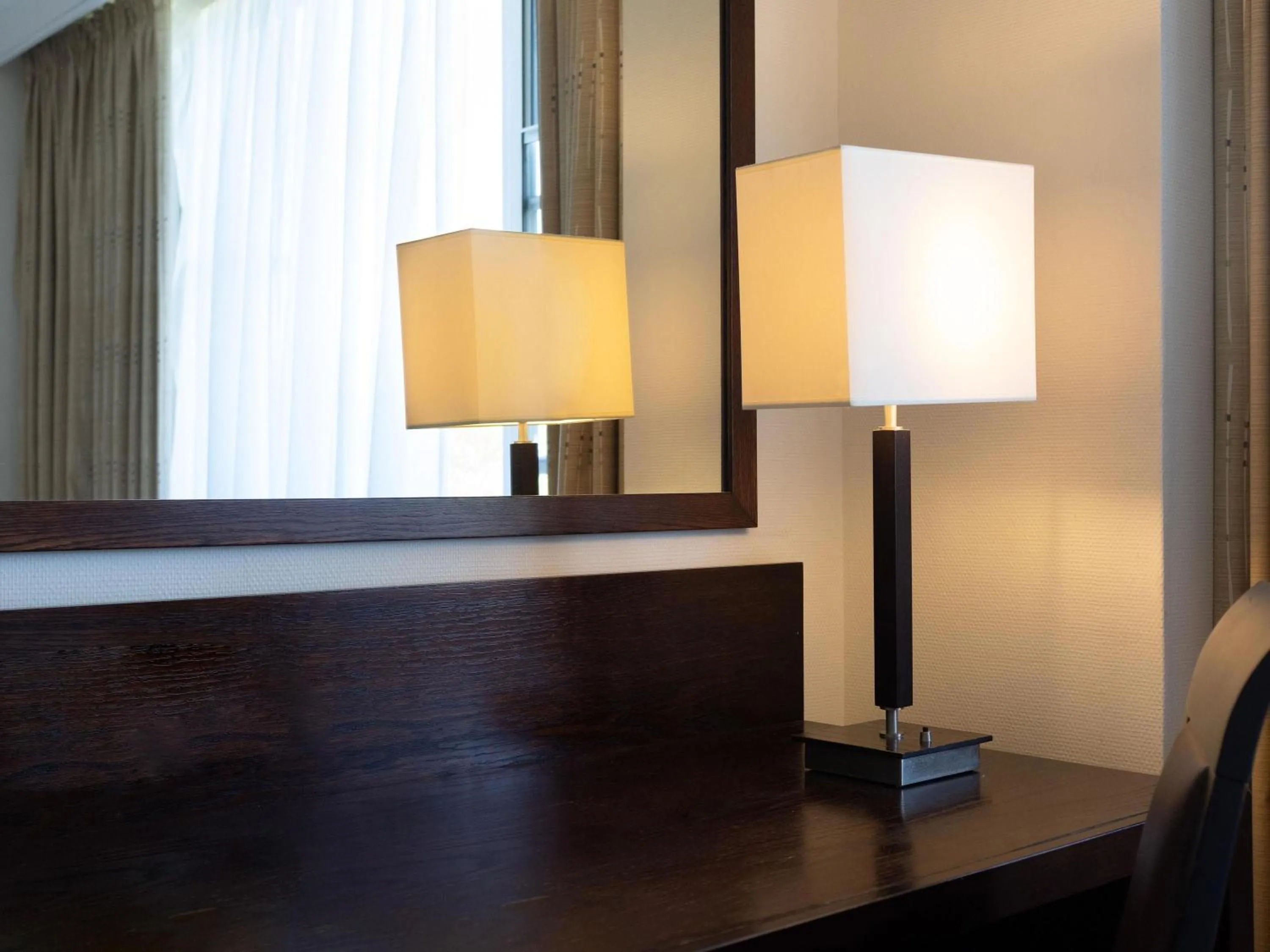 Bedroom in Mercure Bradford, Bankfield Hotel