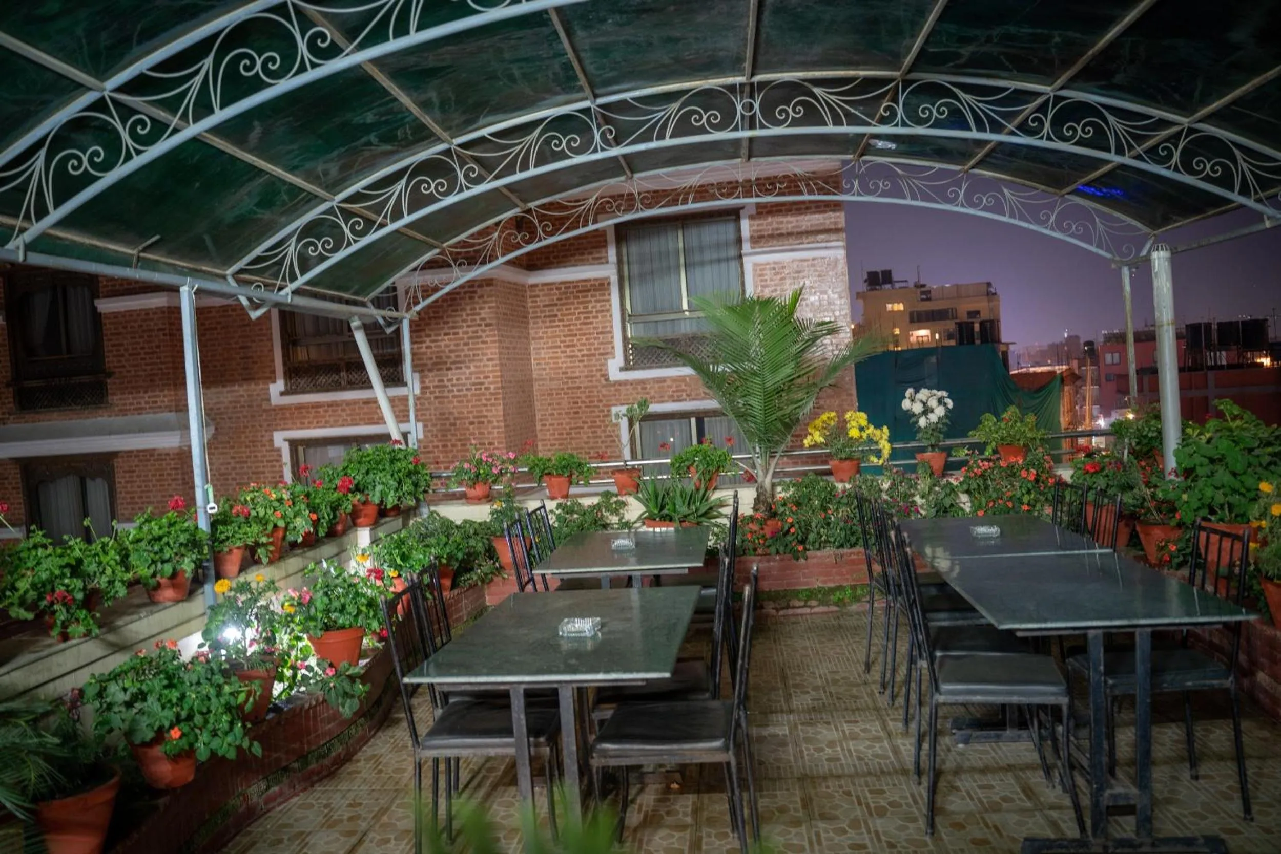 Patio in Alpine Hotel & Apartment