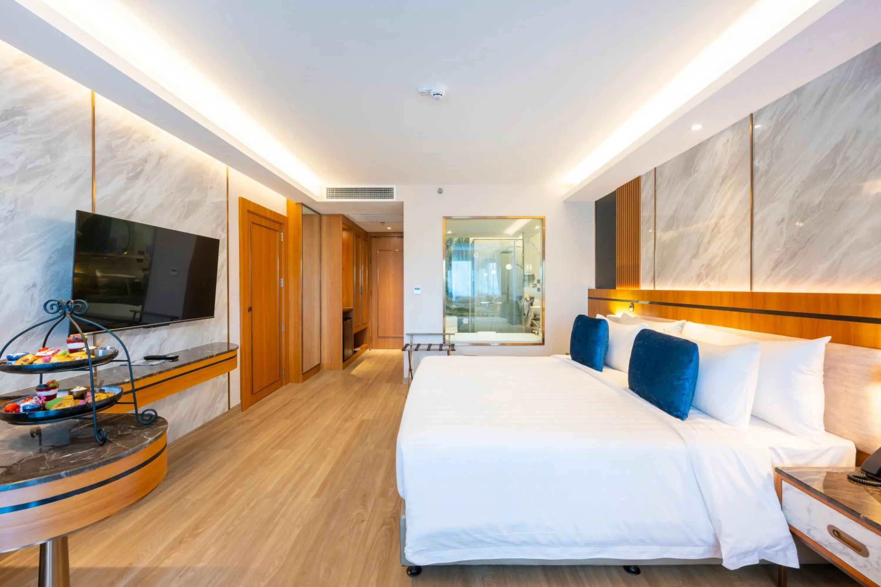 Bedroom, Bed in Wyndham Jomtien Pattaya