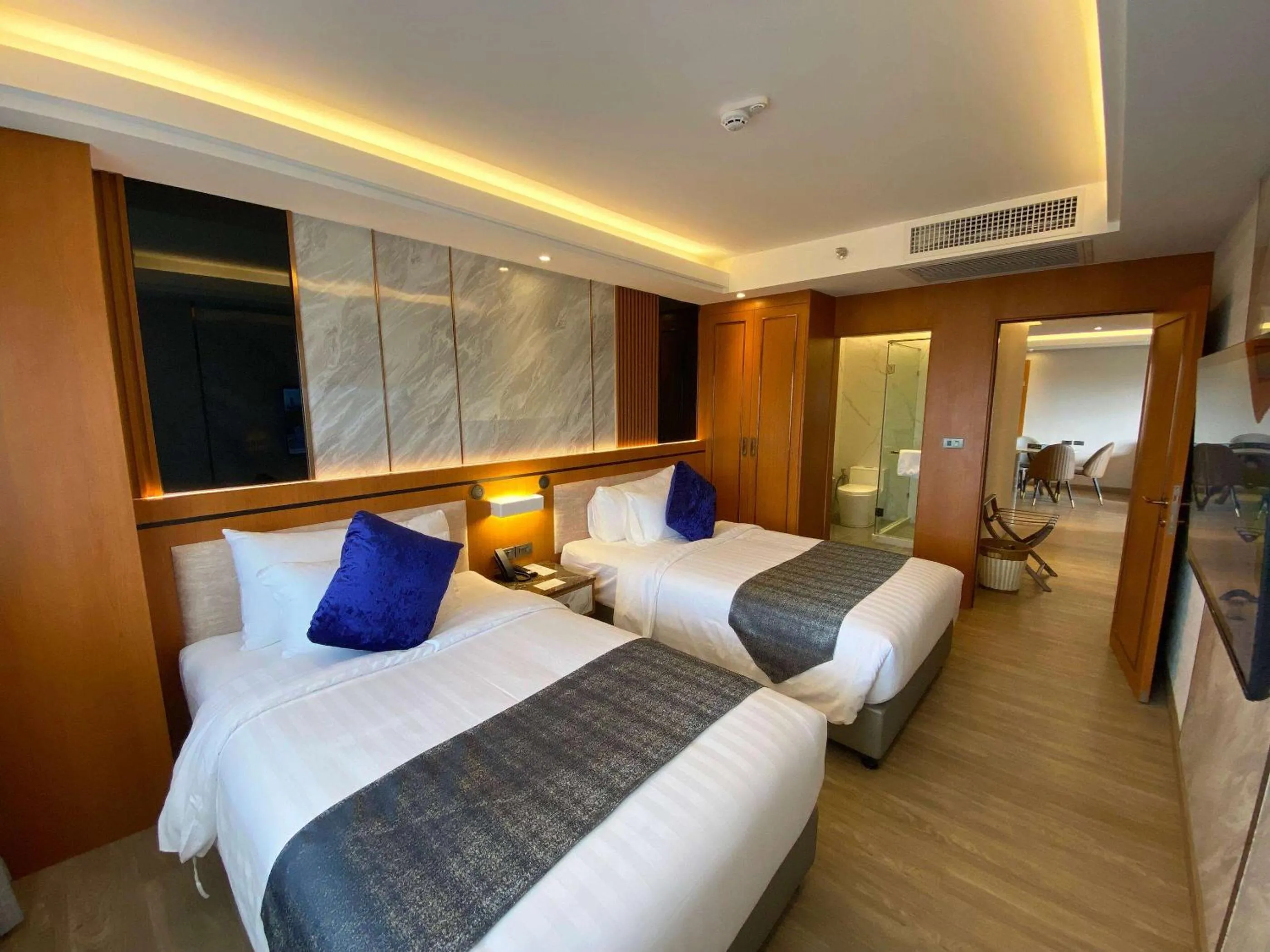 Photo of the whole room, Bed in Wyndham Jomtien Pattaya