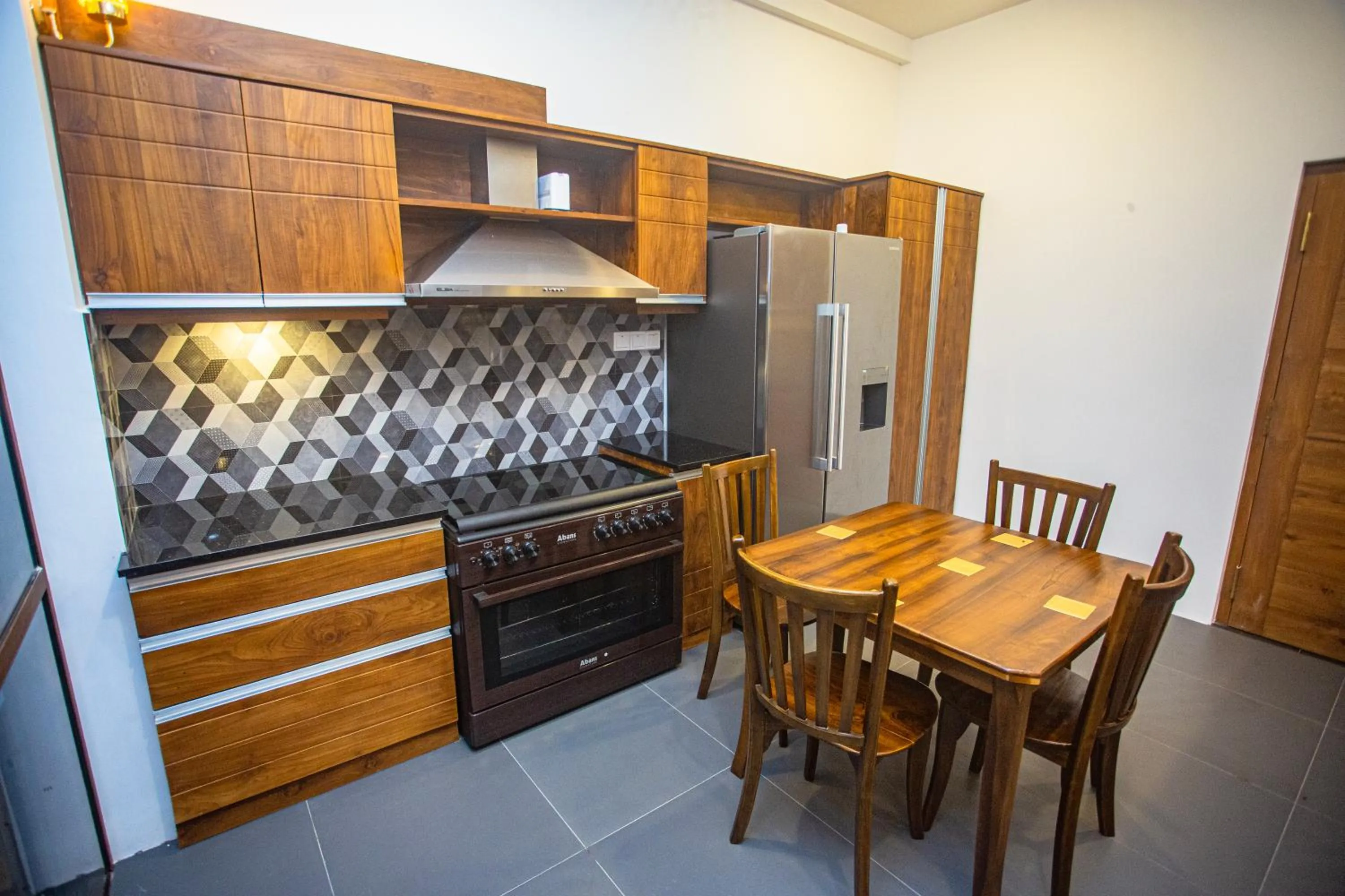 Kitchen or kitchenette in Villa Senaya