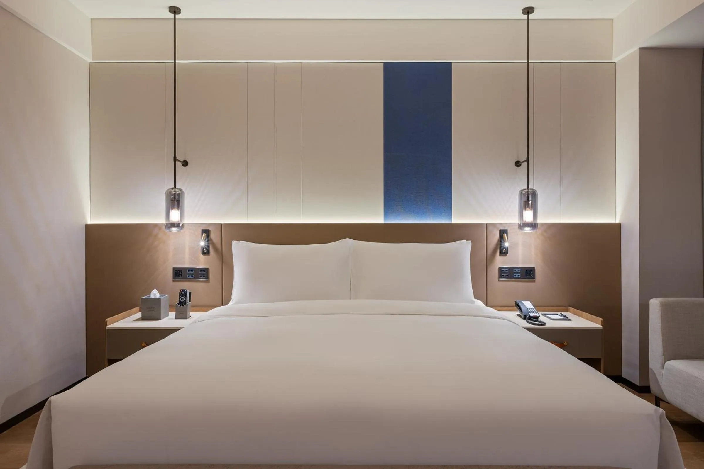 Bed in Novotel Shanghai JingAn