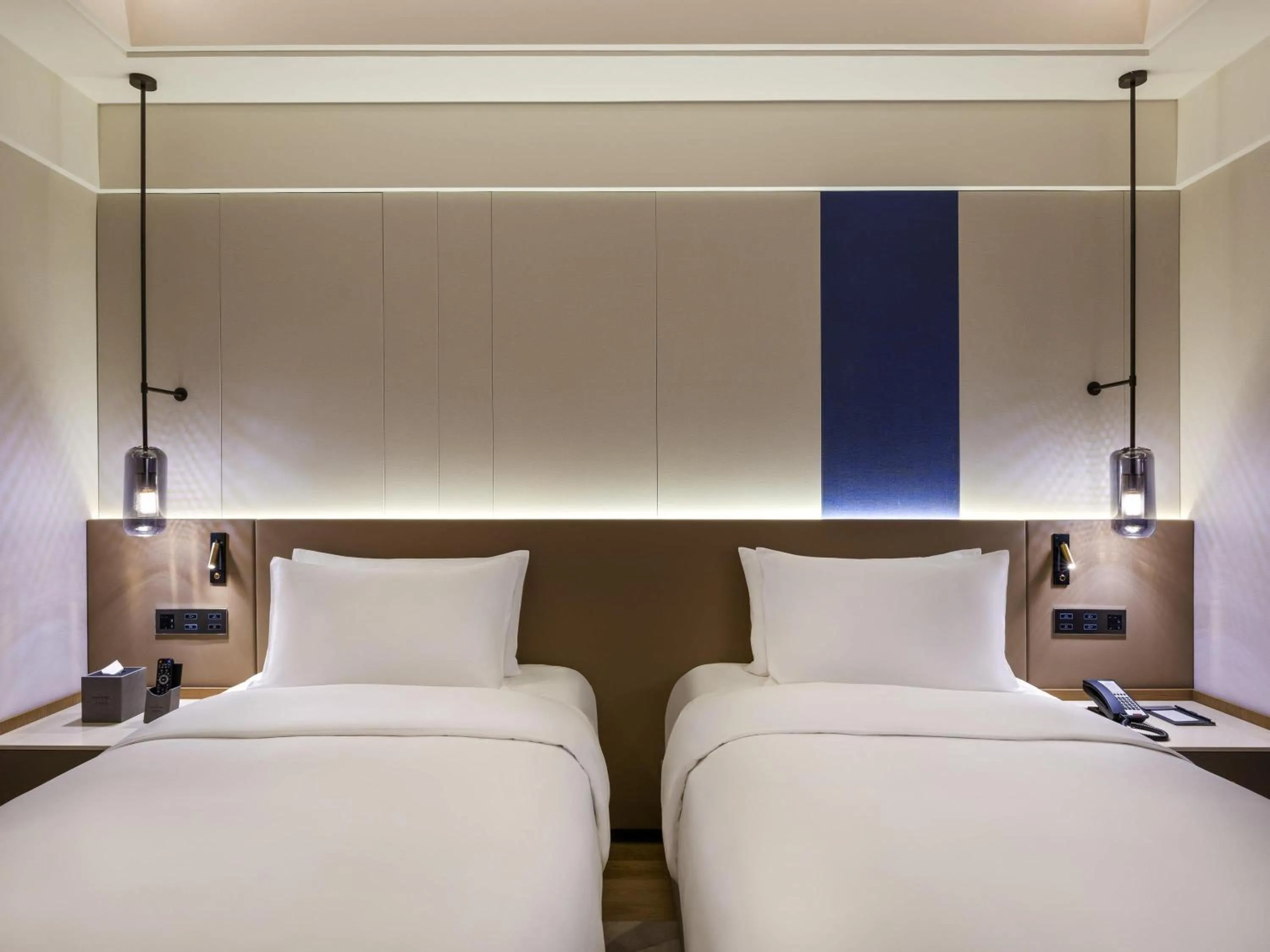 Bedroom, Bed in Novotel Shanghai JingAn