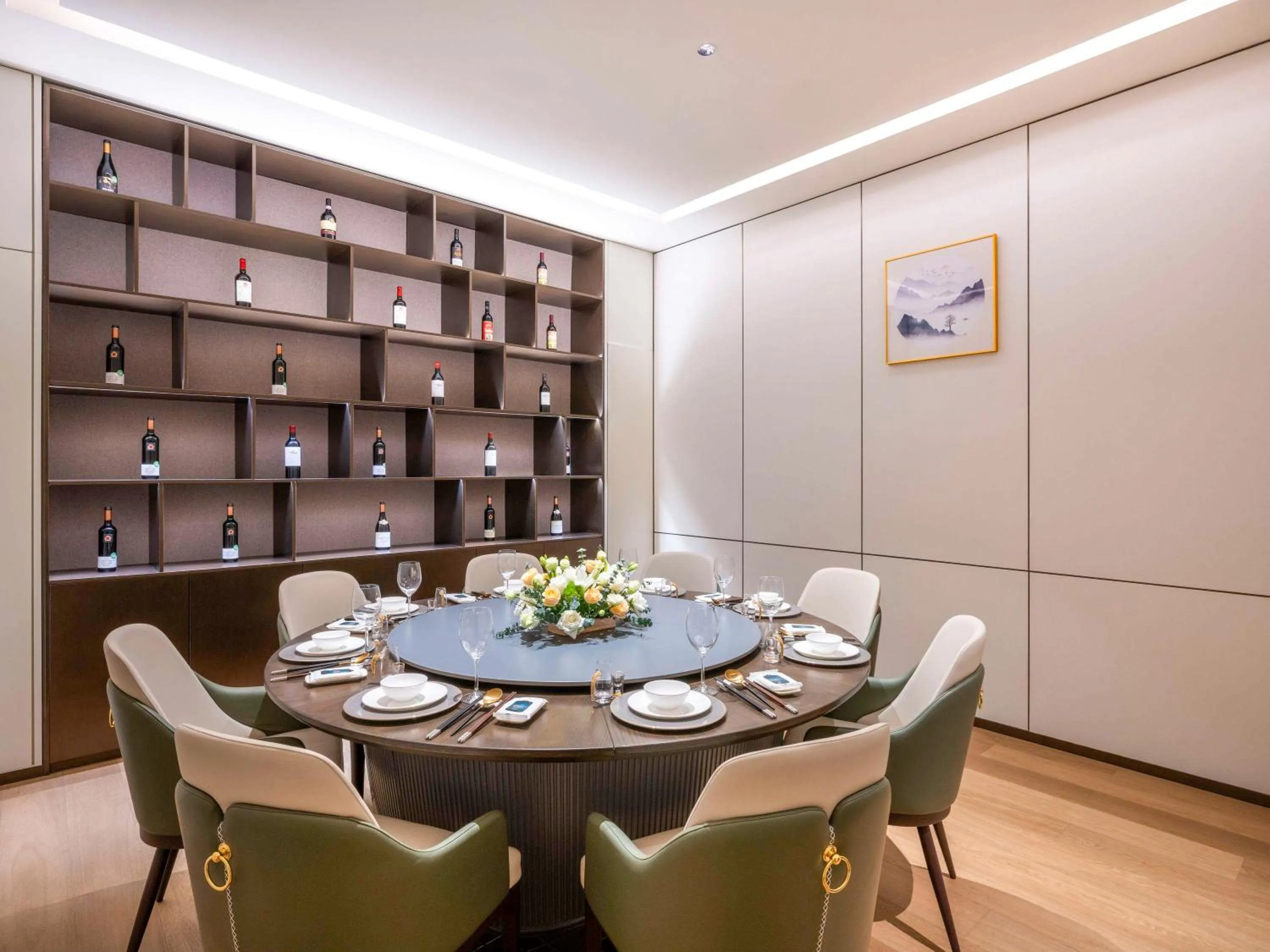 Restaurant/places to eat in DoubleTree by Hilton Shanghai Jing'an