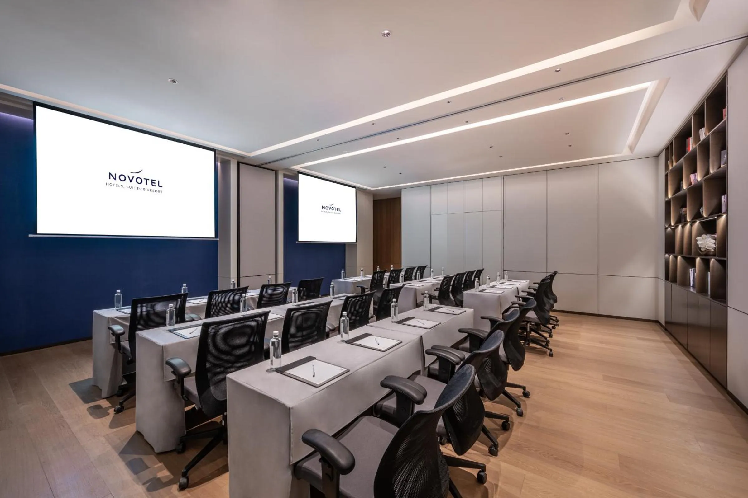 Meeting/conference room in Novotel Shanghai JingAn
