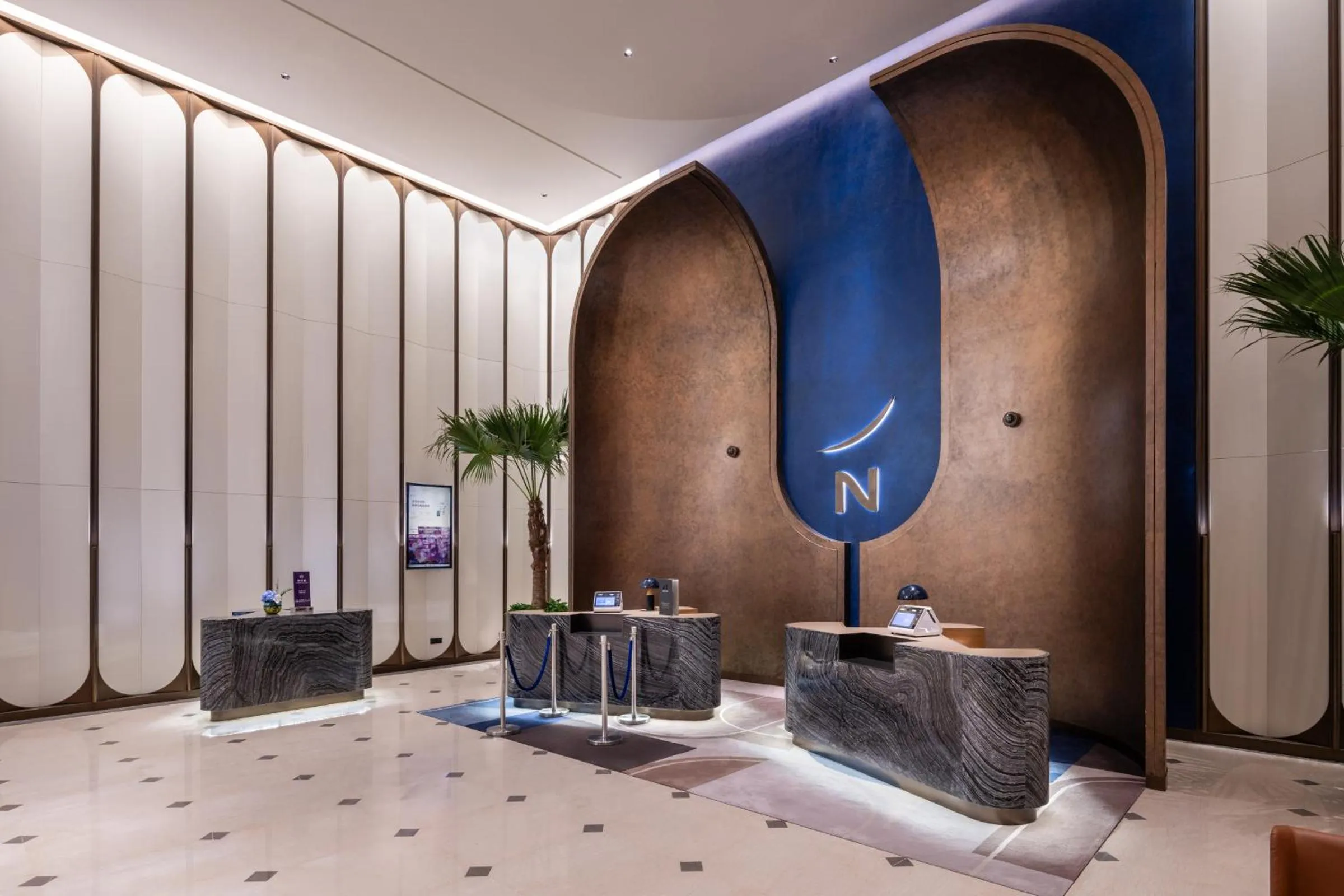 Lobby or reception in Novotel Shanghai JingAn