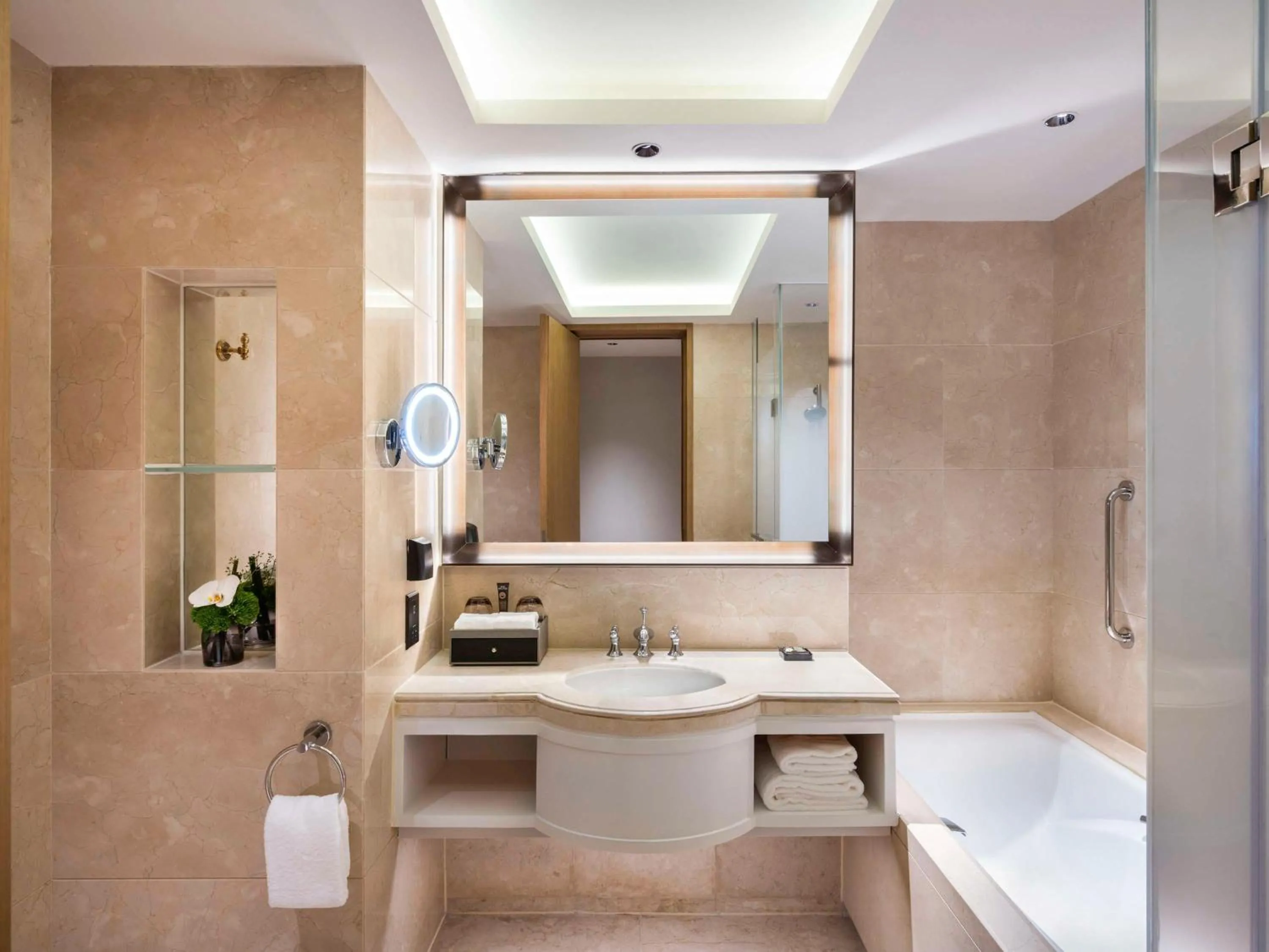 Bathroom in DoubleTree by Hilton Shanghai Jing'an