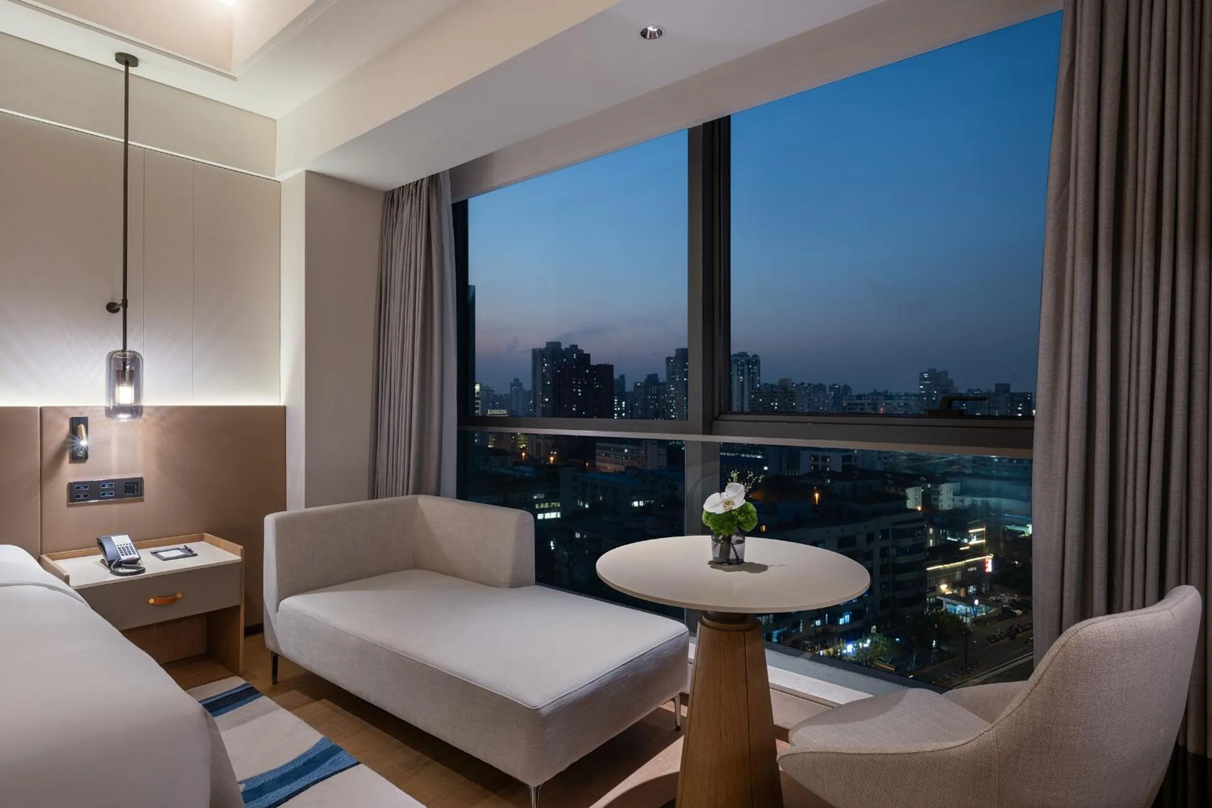 Night in Novotel Shanghai JingAn