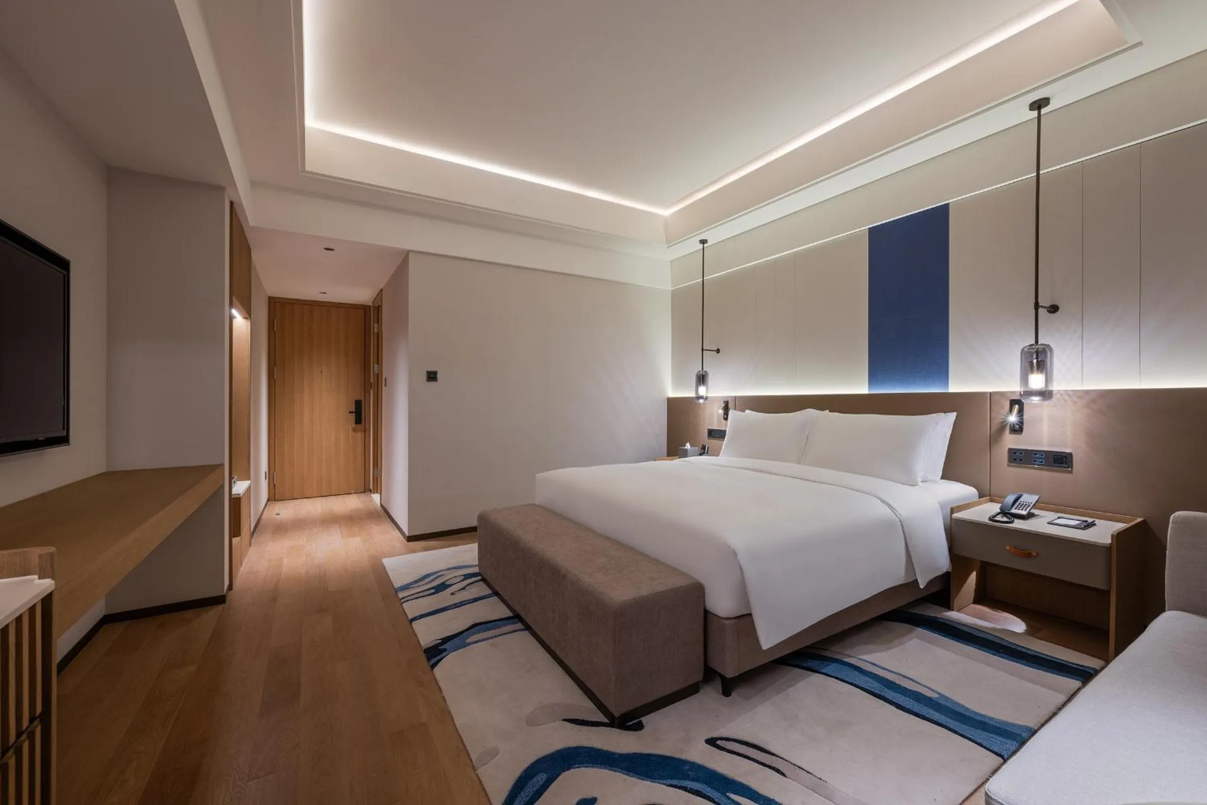 Bed in Novotel Shanghai JingAn