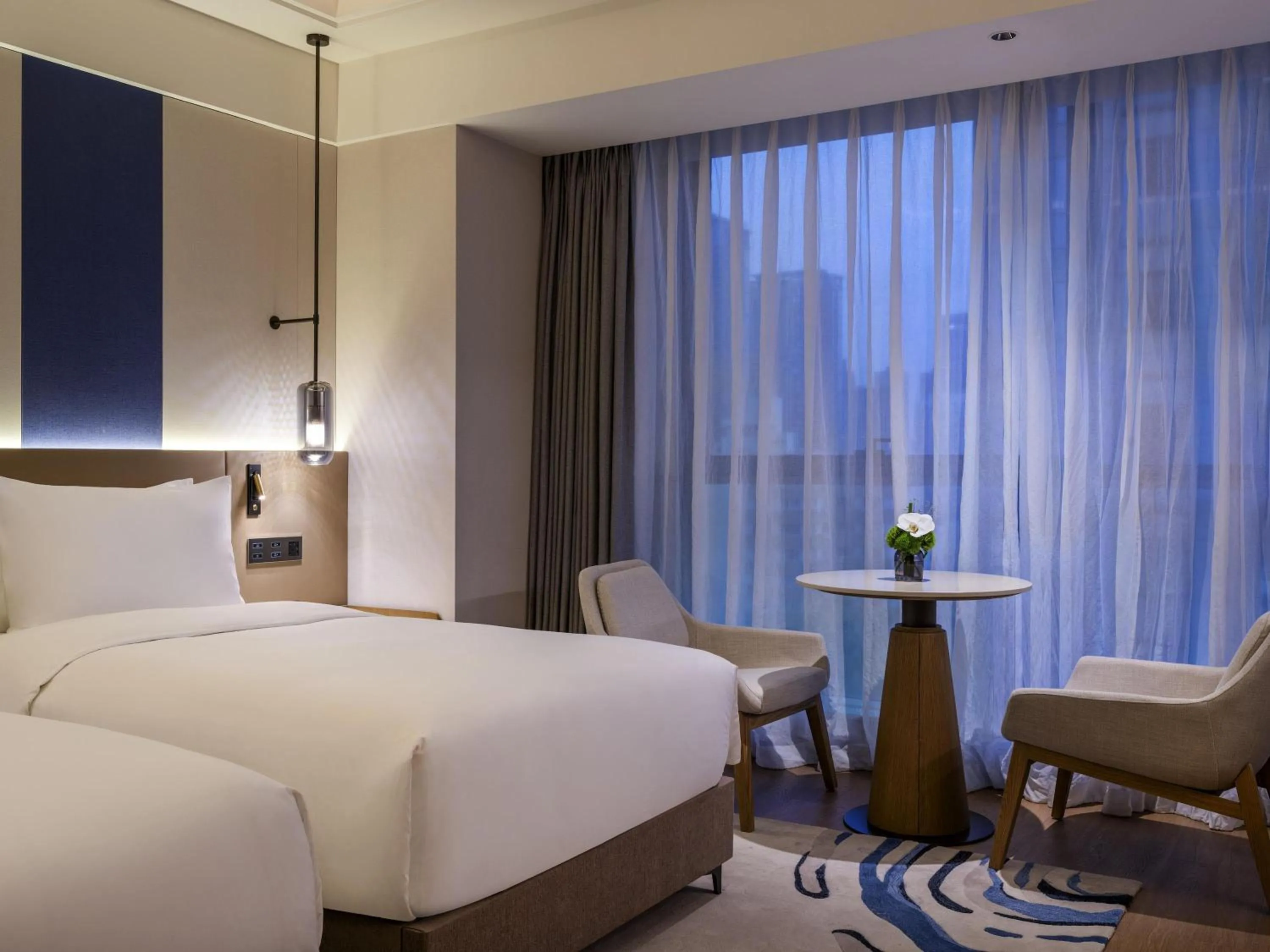 Bedroom, Bed in Novotel Shanghai JingAn