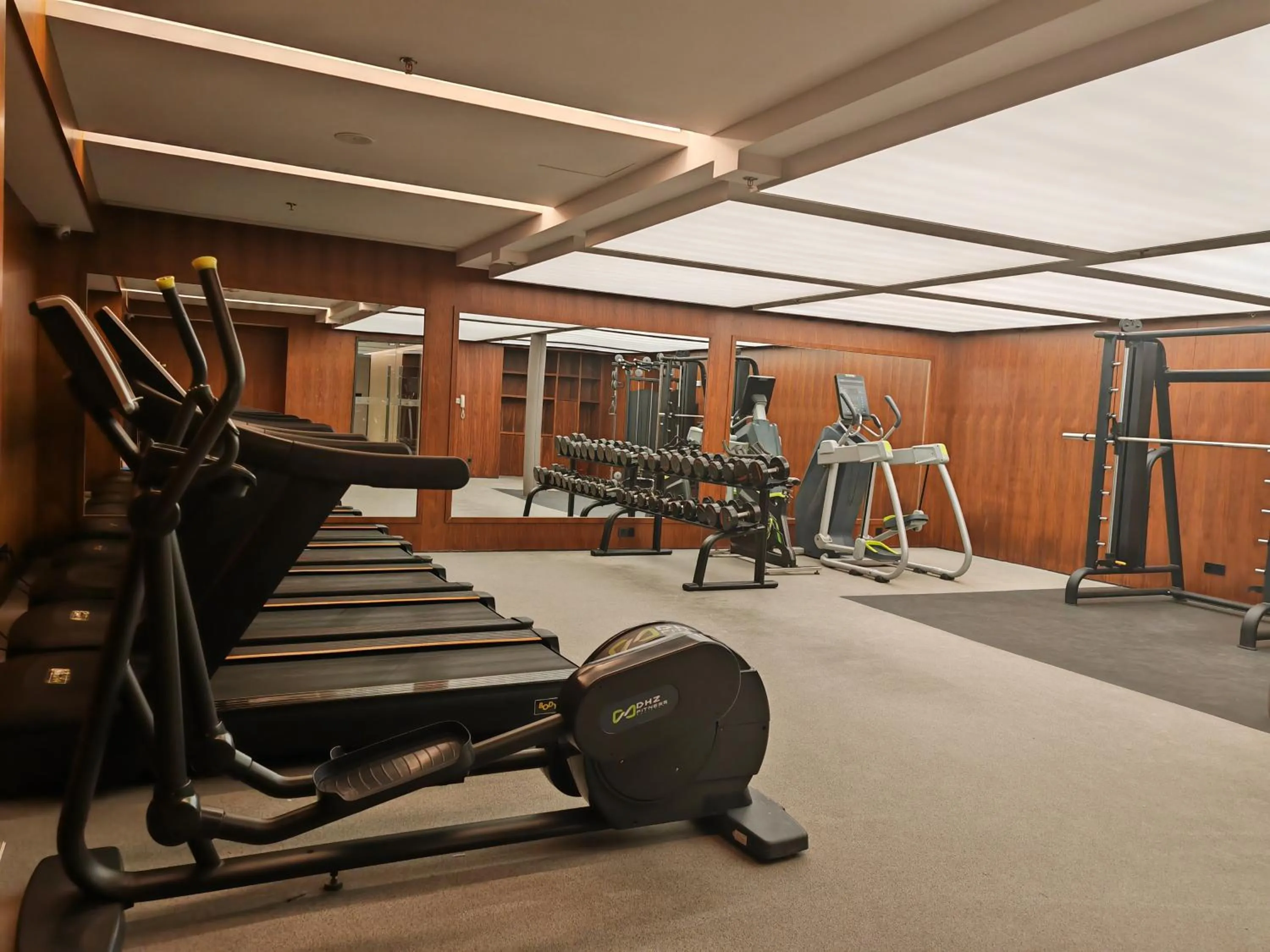 Fitness centre/facilities in Novotel Shanghai JingAn