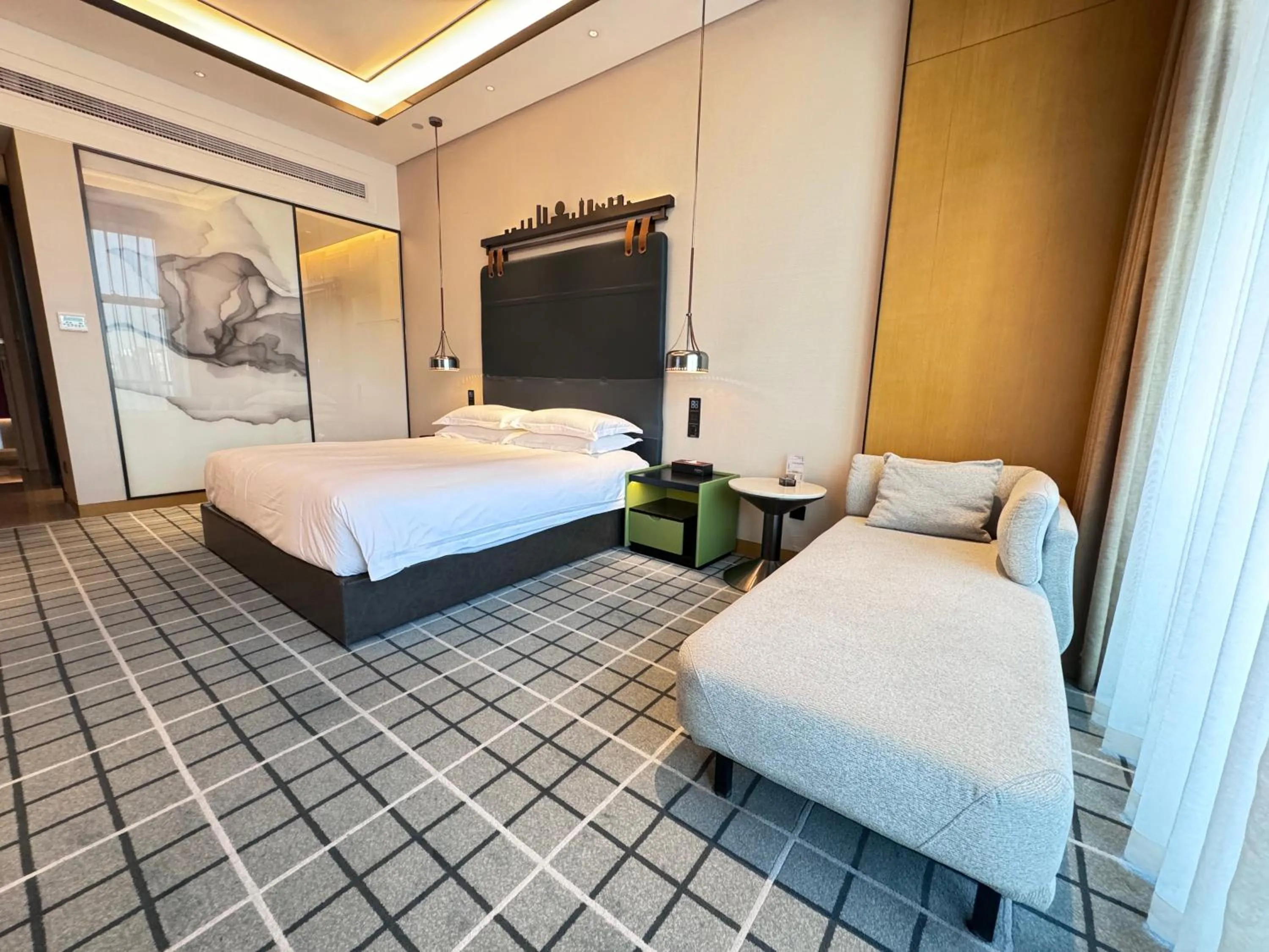 Bed in Novotel Hangzhou East Railway Station