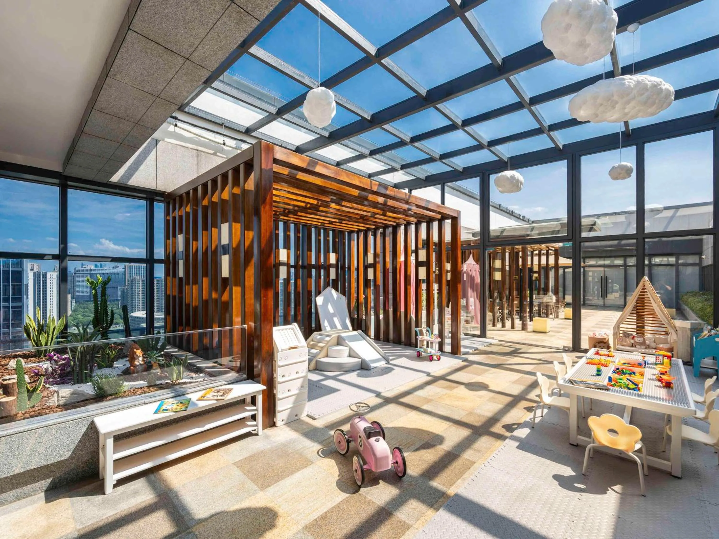 Property building in Novotel Hangzhou East Railway Station