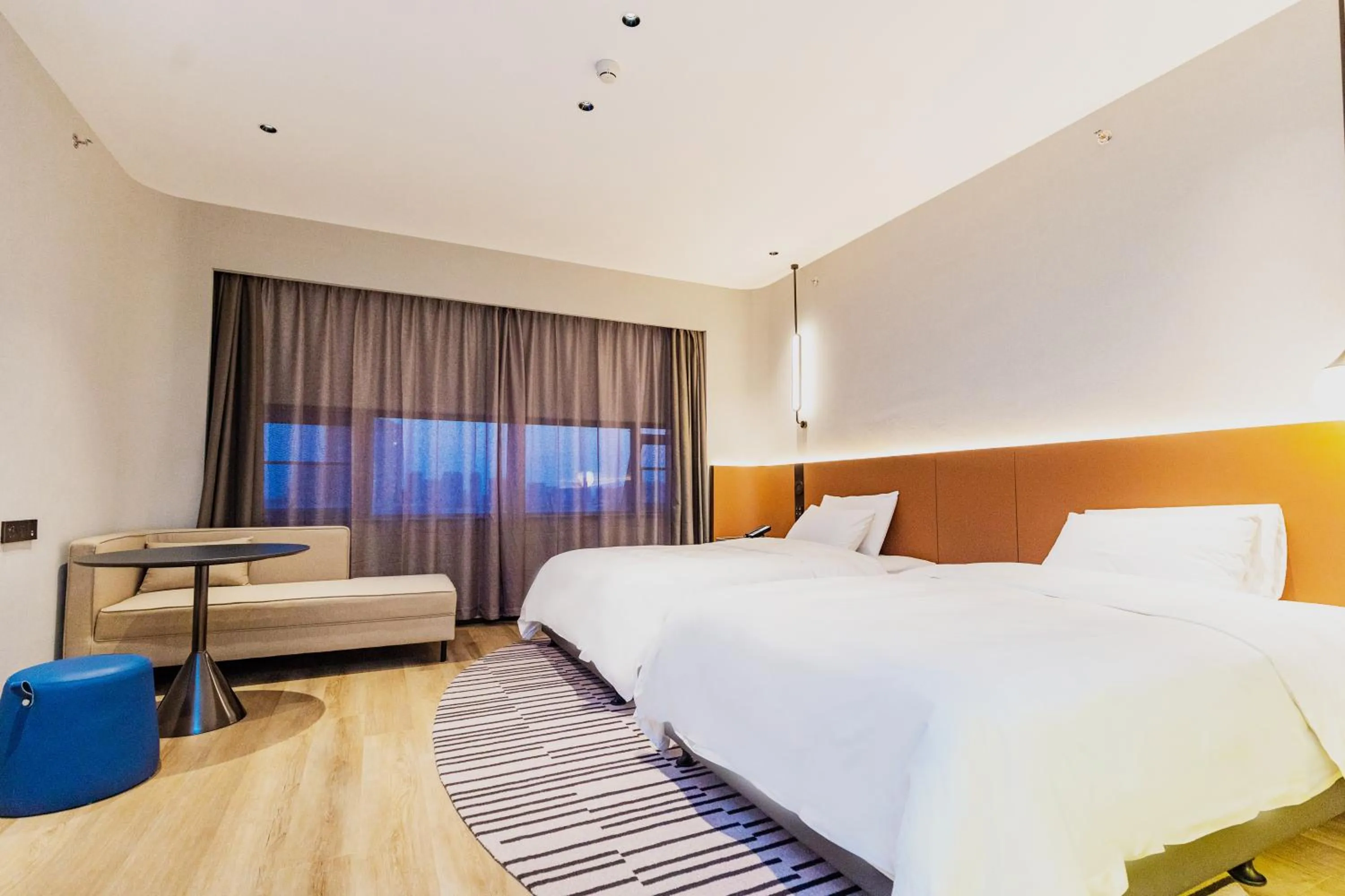 Bed in Novotel Nantong Center