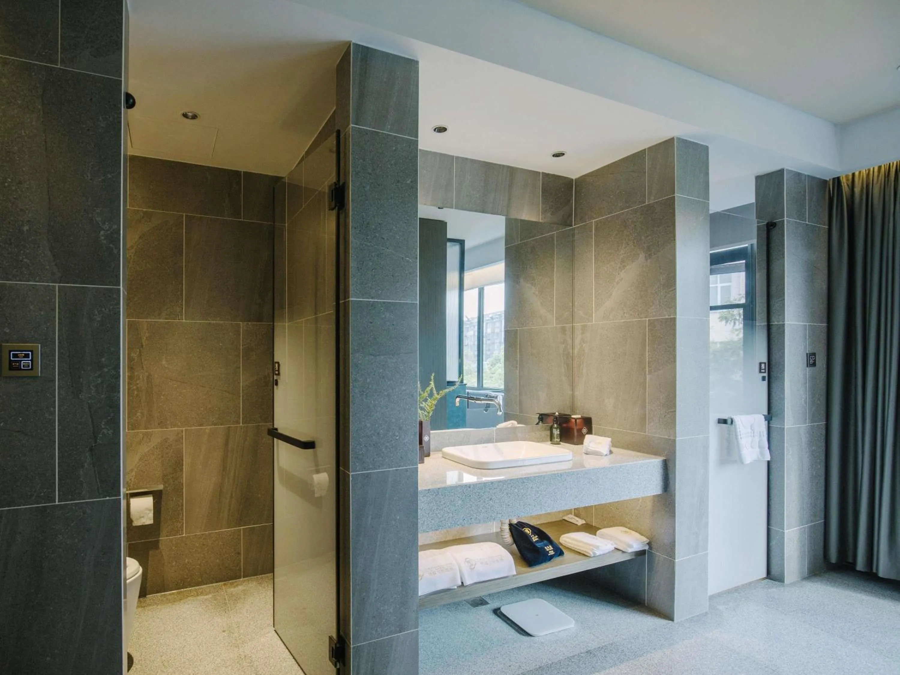 Bedroom in Novotel Nantong Center