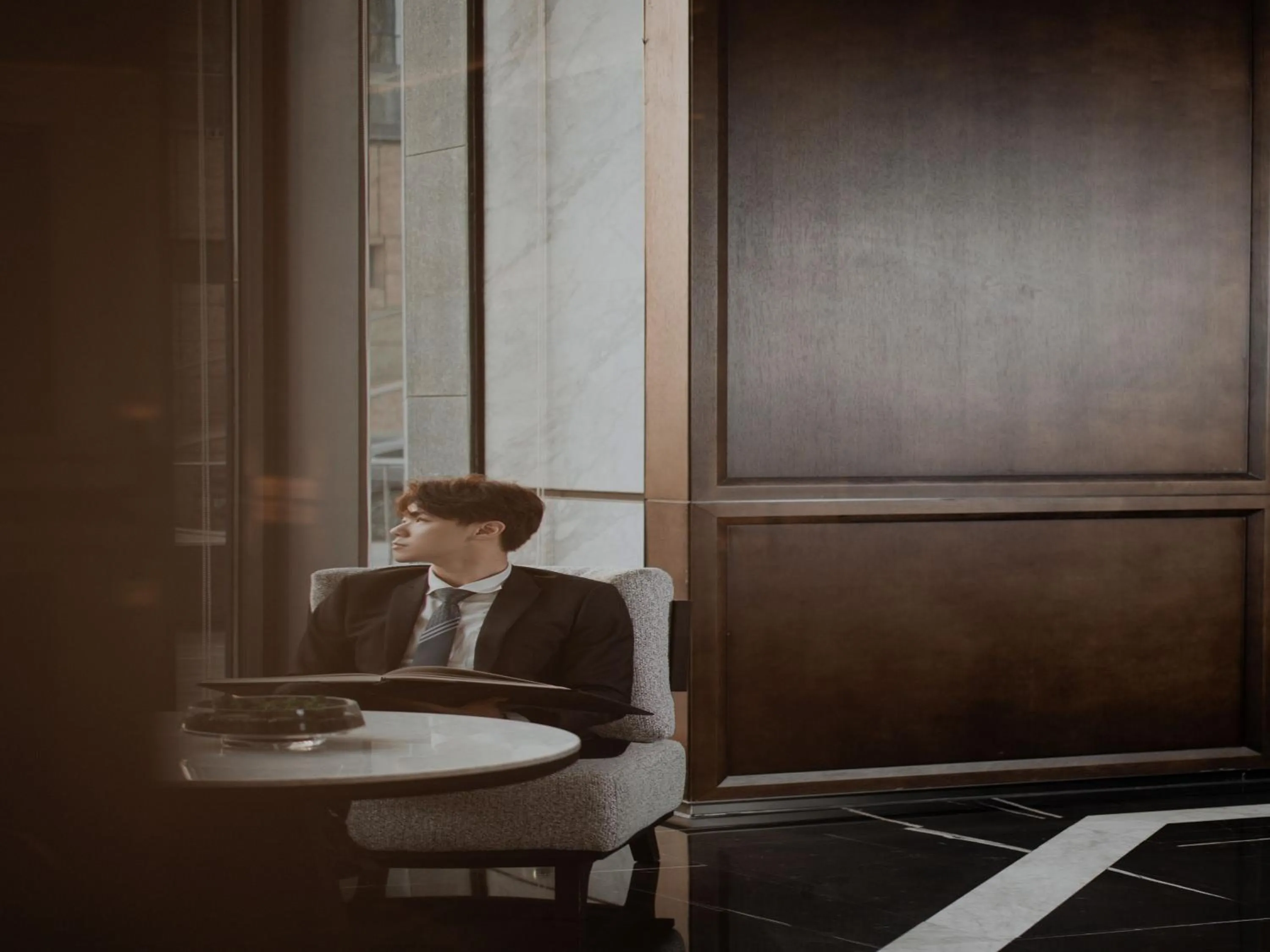 Seating area in Grand Mercure Shenzhen Guangming