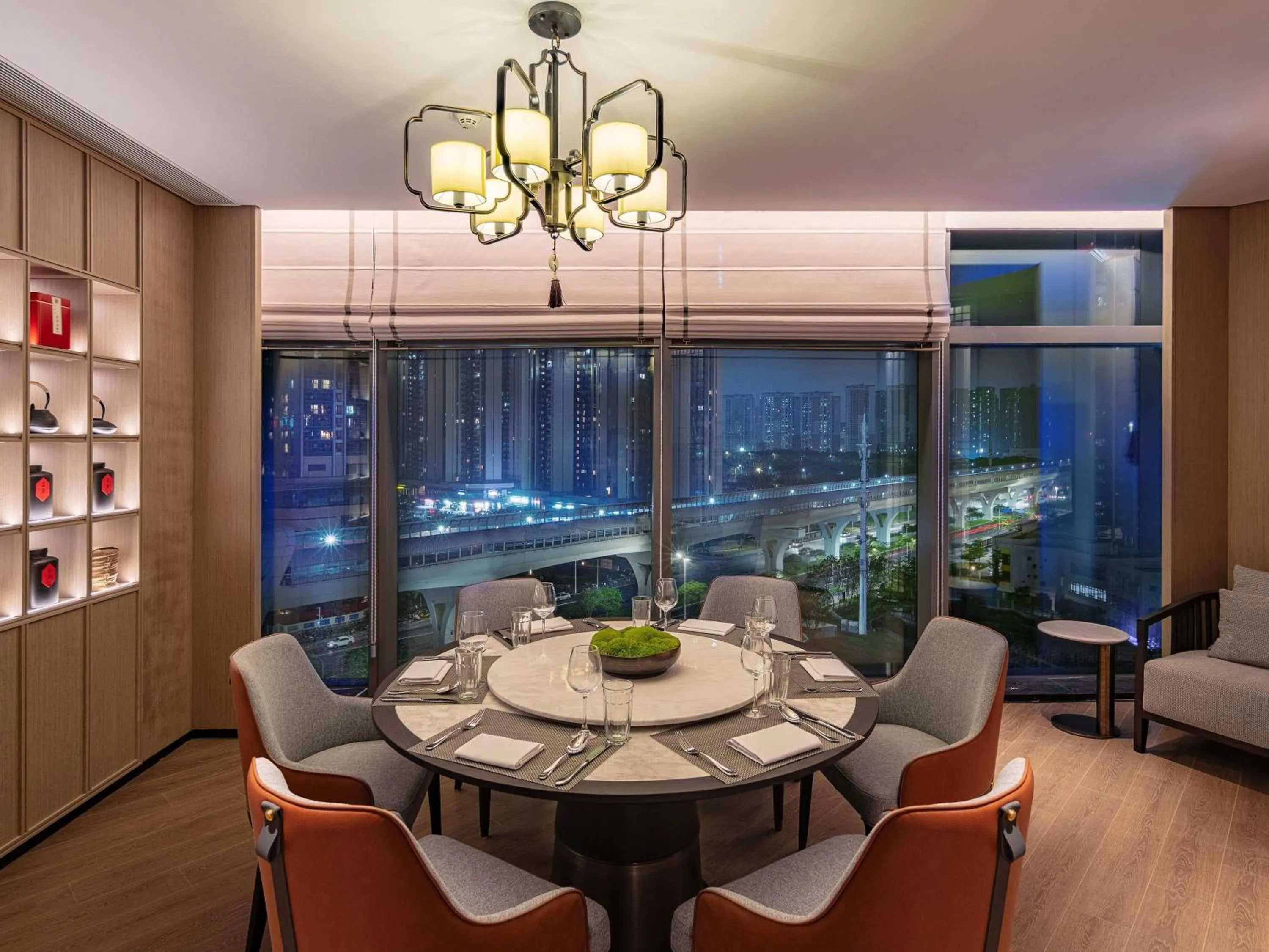 Restaurant/places to eat in Grand Mercure Shenzhen Guangming