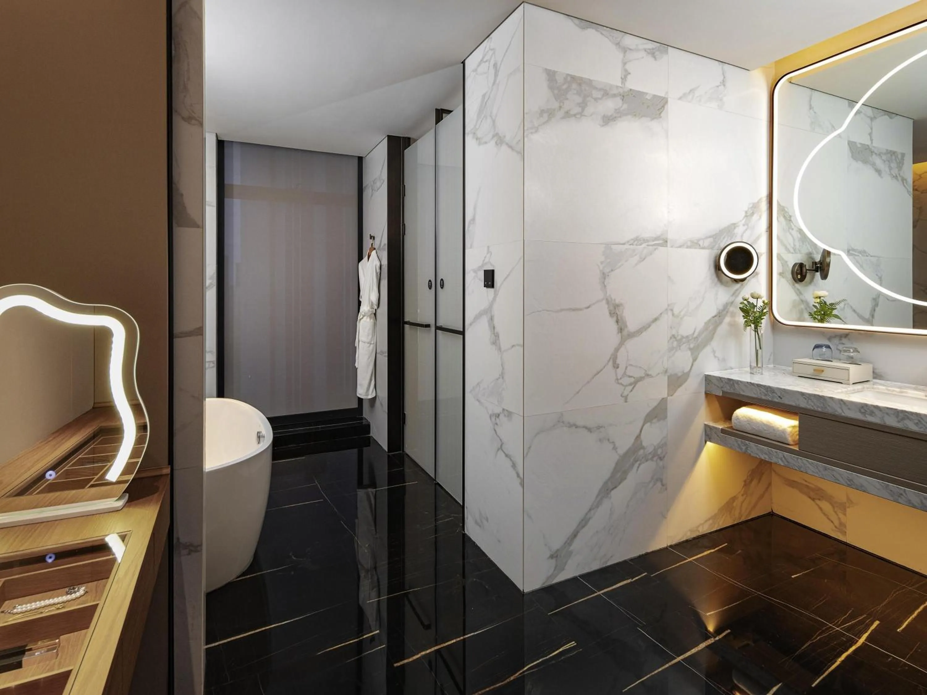 Bedroom in Grand Mercure Shenzhen Guangming