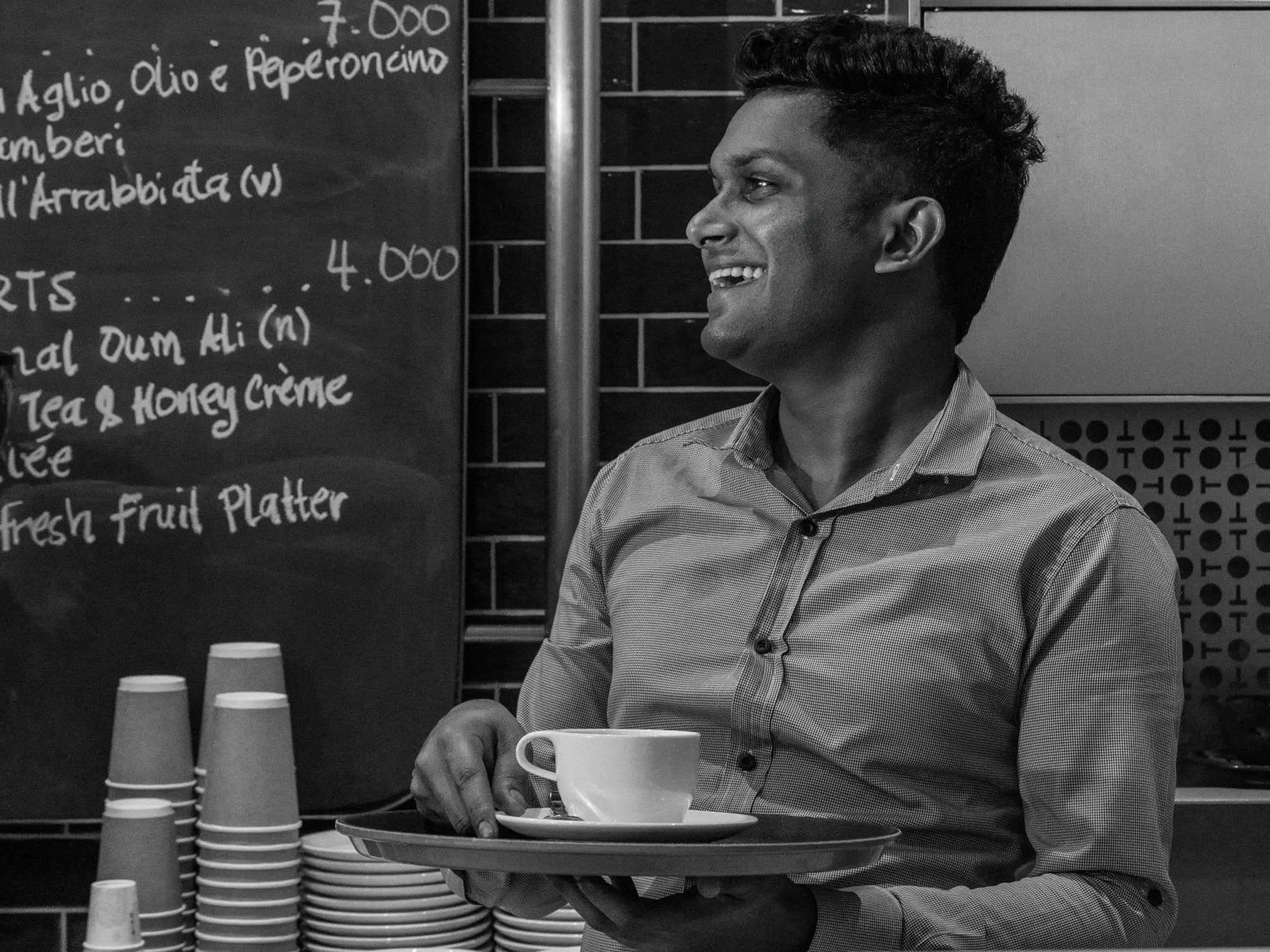 Restaurant/places to eat in Mövenpick Hotel & Apartments Ghala Muscat