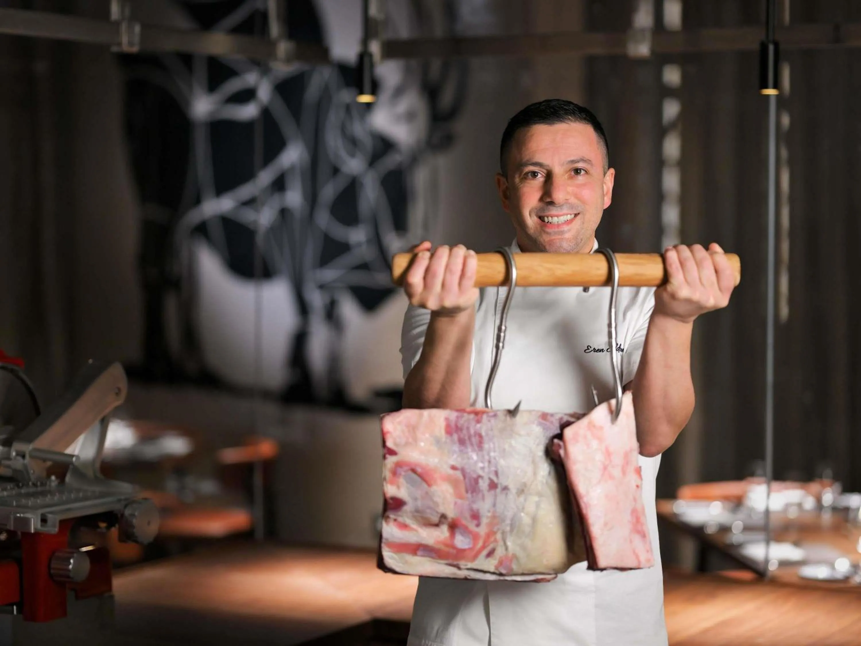 Restaurant/places to eat in Mövenpick Hotel & Apartments Ghala Muscat