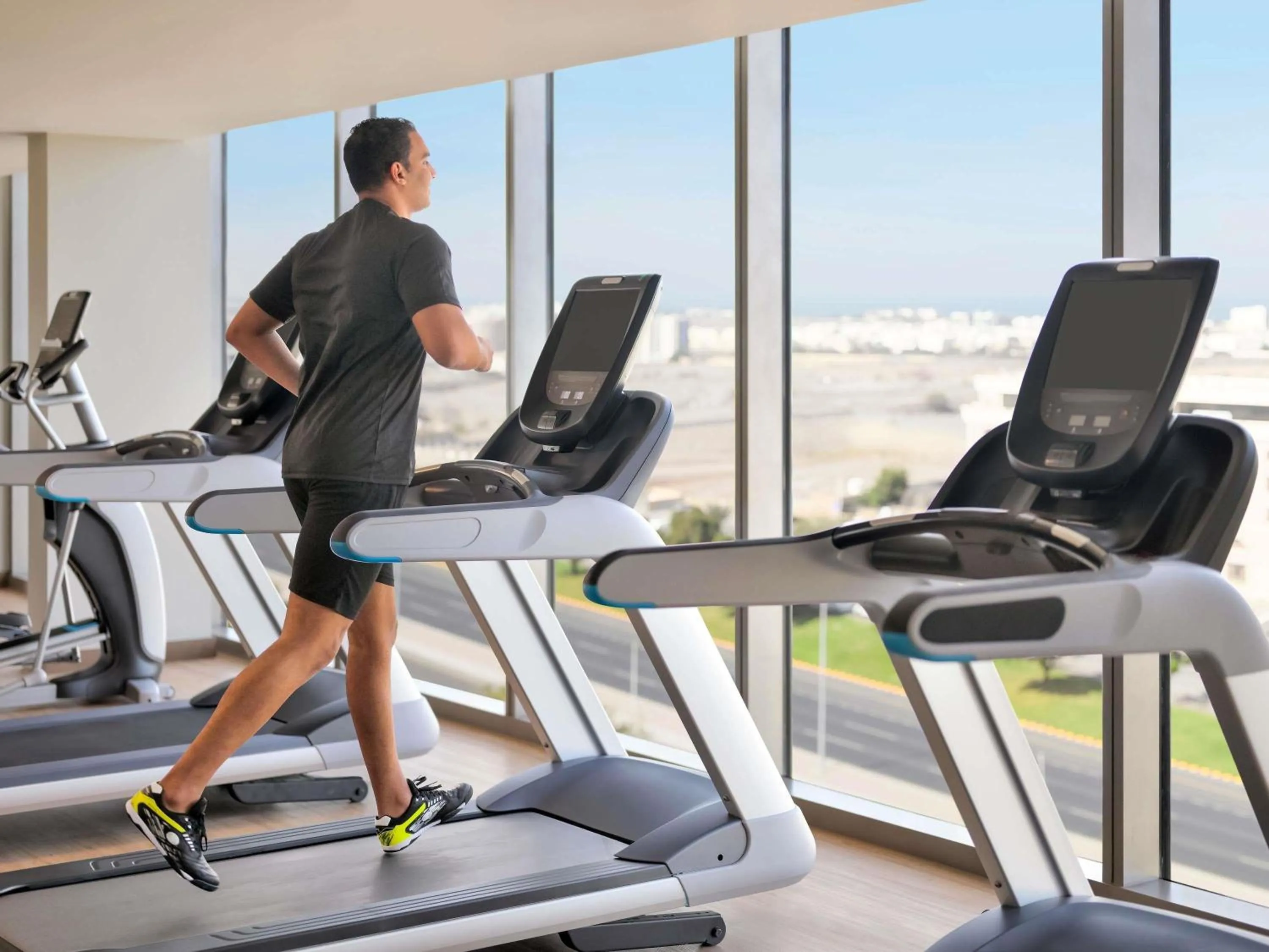 Fitness centre/facilities in Mövenpick Hotel & Apartments Ghala Muscat