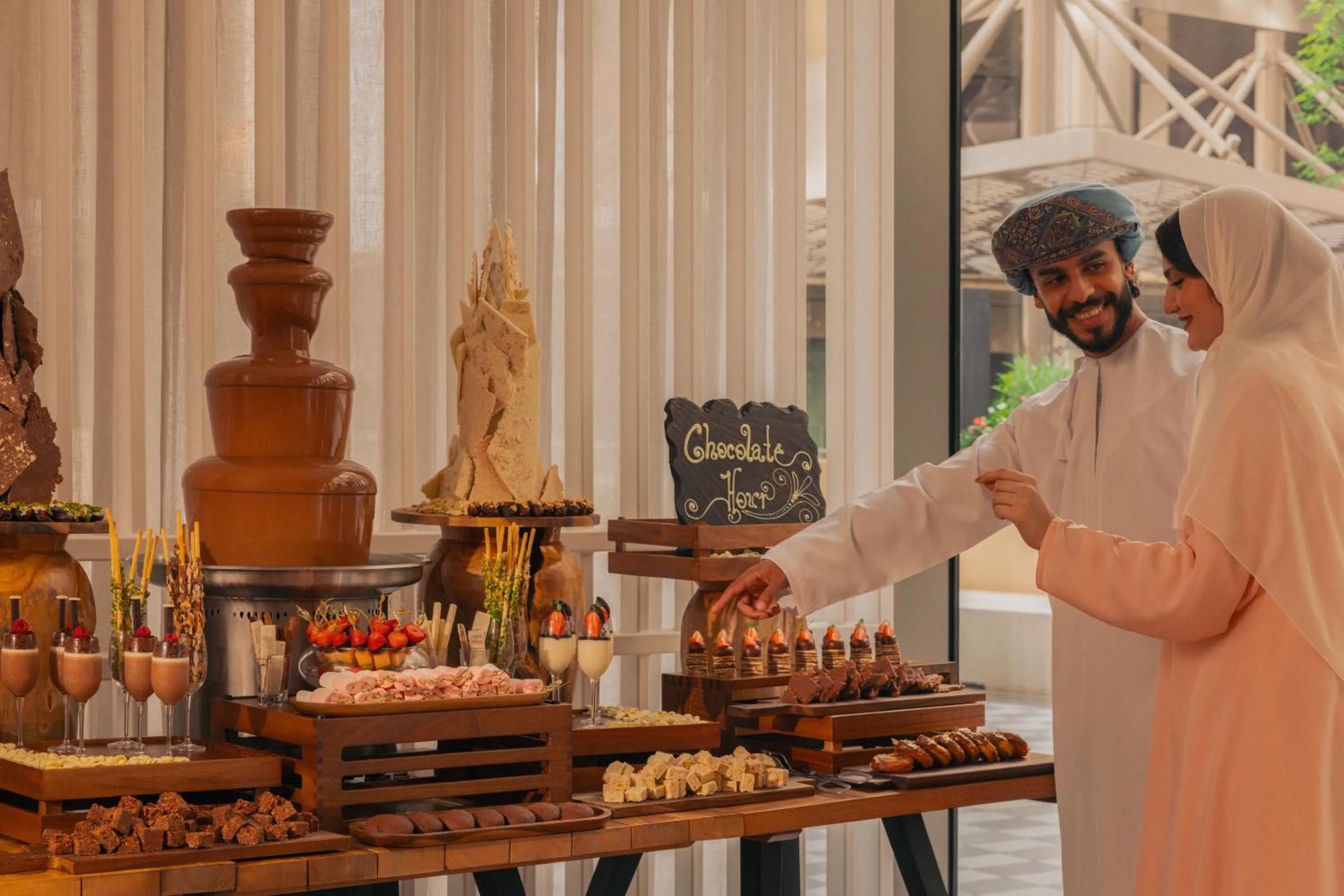 Lobby or reception in Mövenpick Hotel & Apartments Ghala Muscat