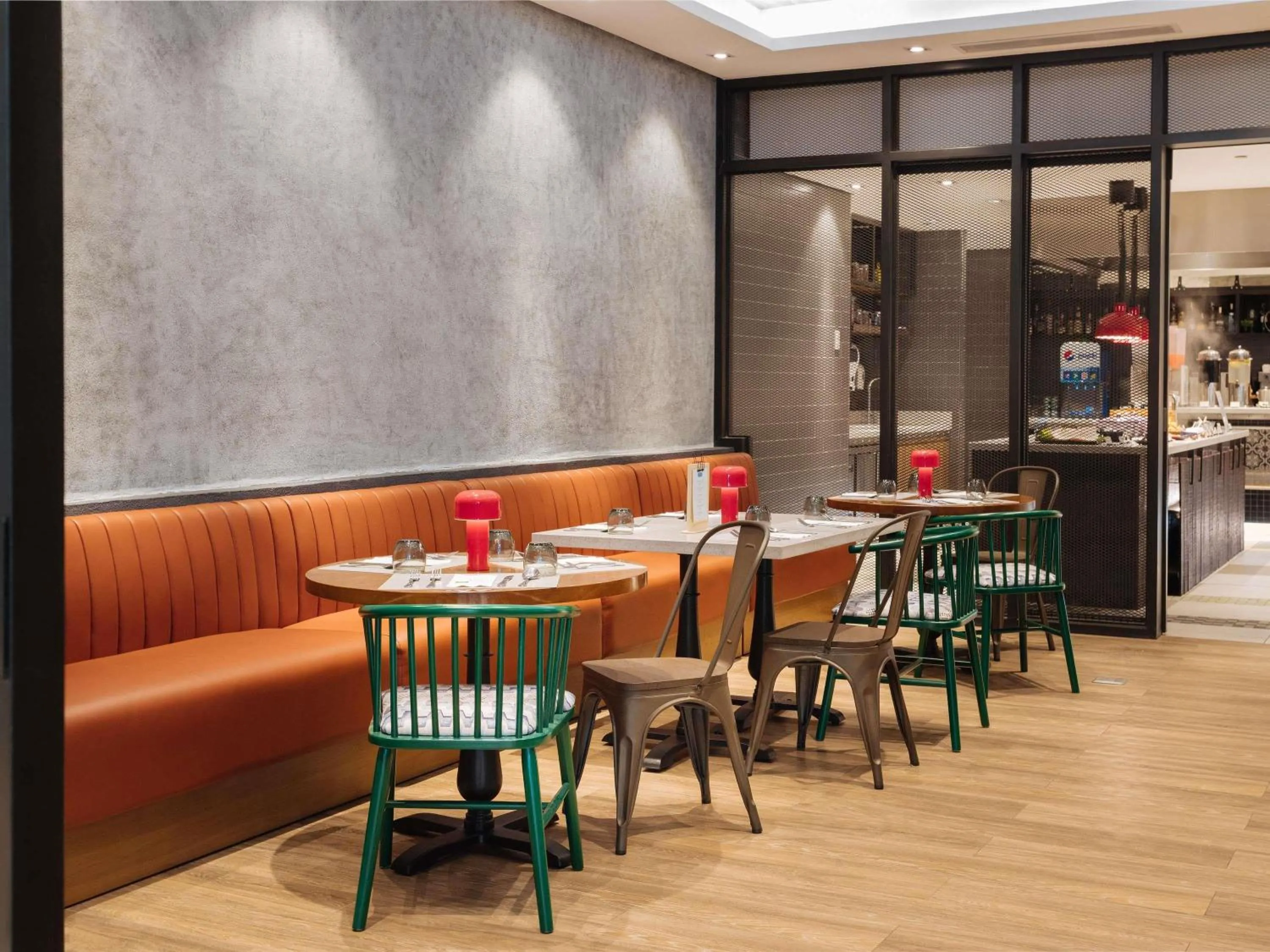 Restaurant/places to eat in ibis Styles Manila Araneta City