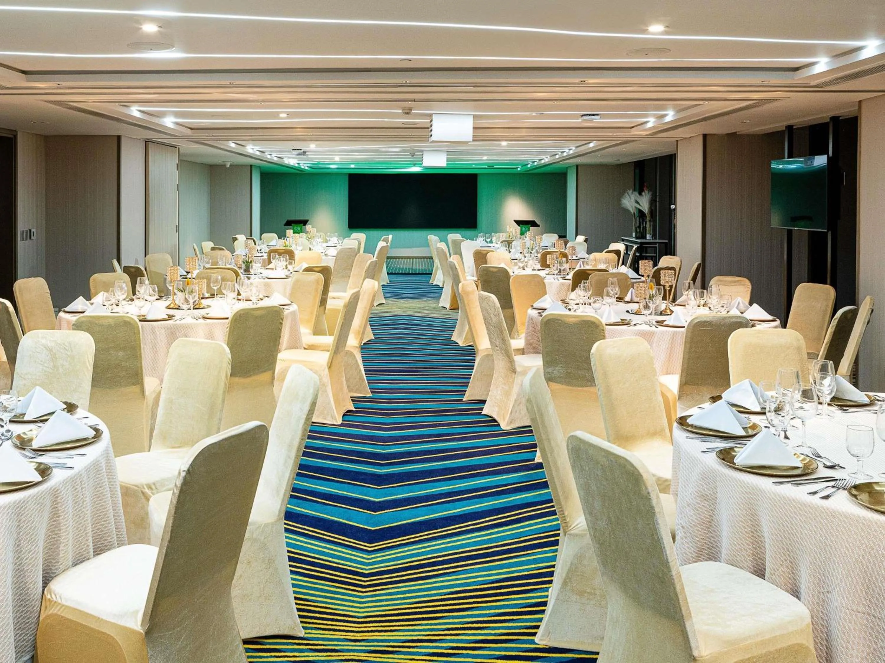Meeting/conference room in ibis Styles Manila Araneta City