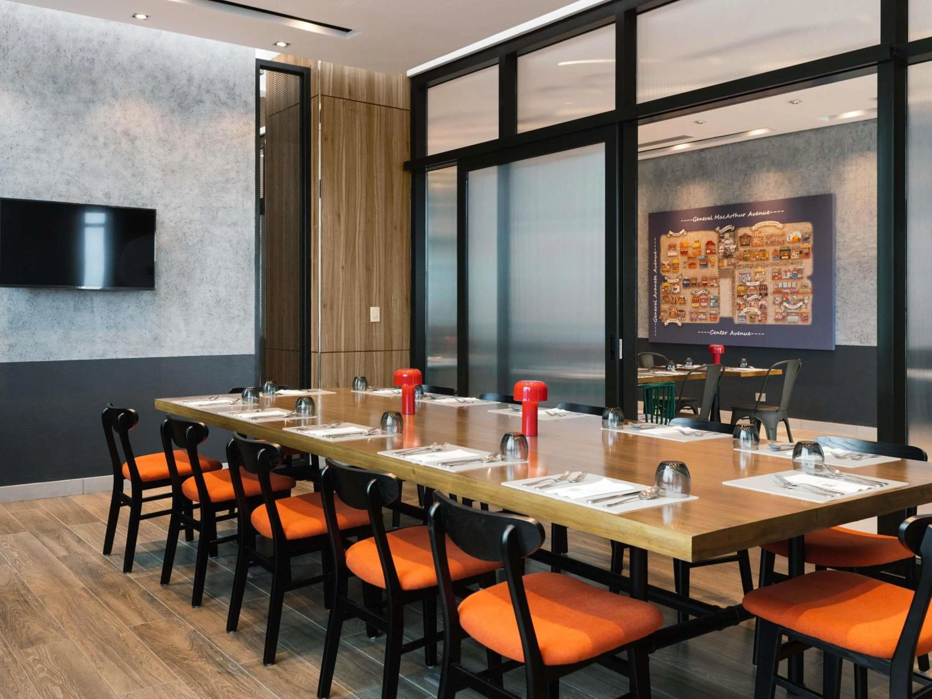 Restaurant/places to eat in ibis Styles Manila Araneta City