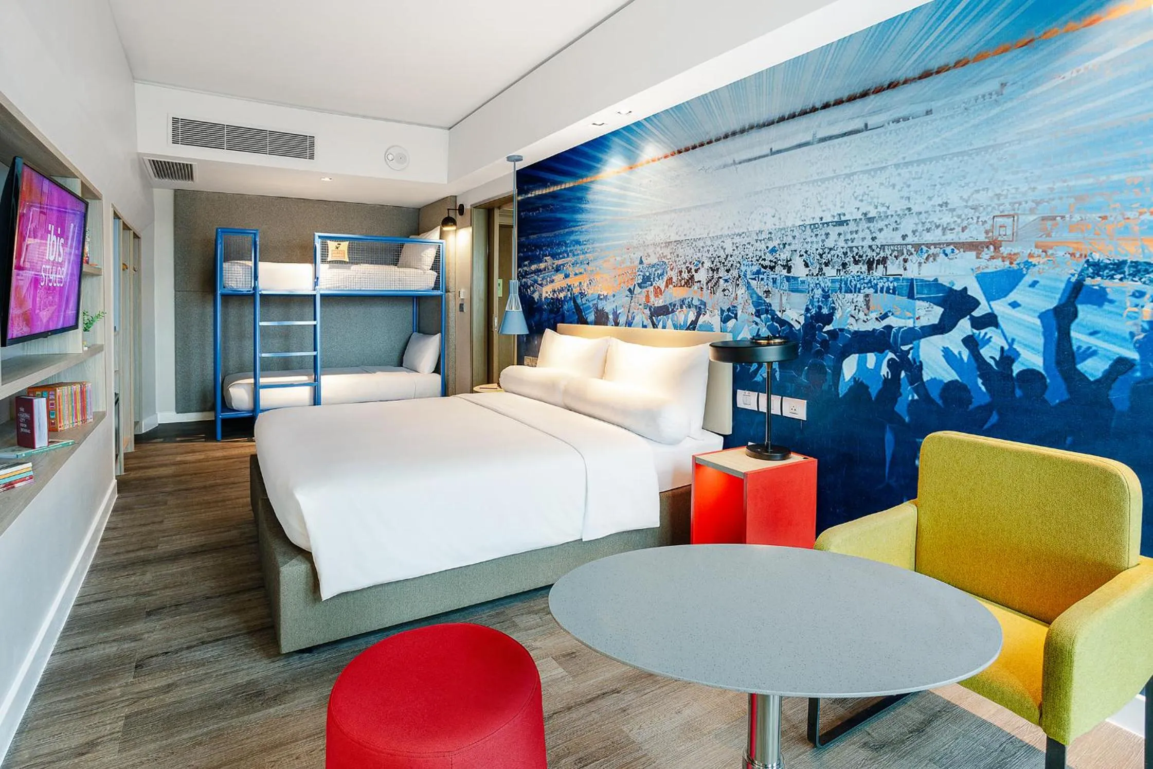 Bedroom, Bed in ibis Styles Manila Araneta City