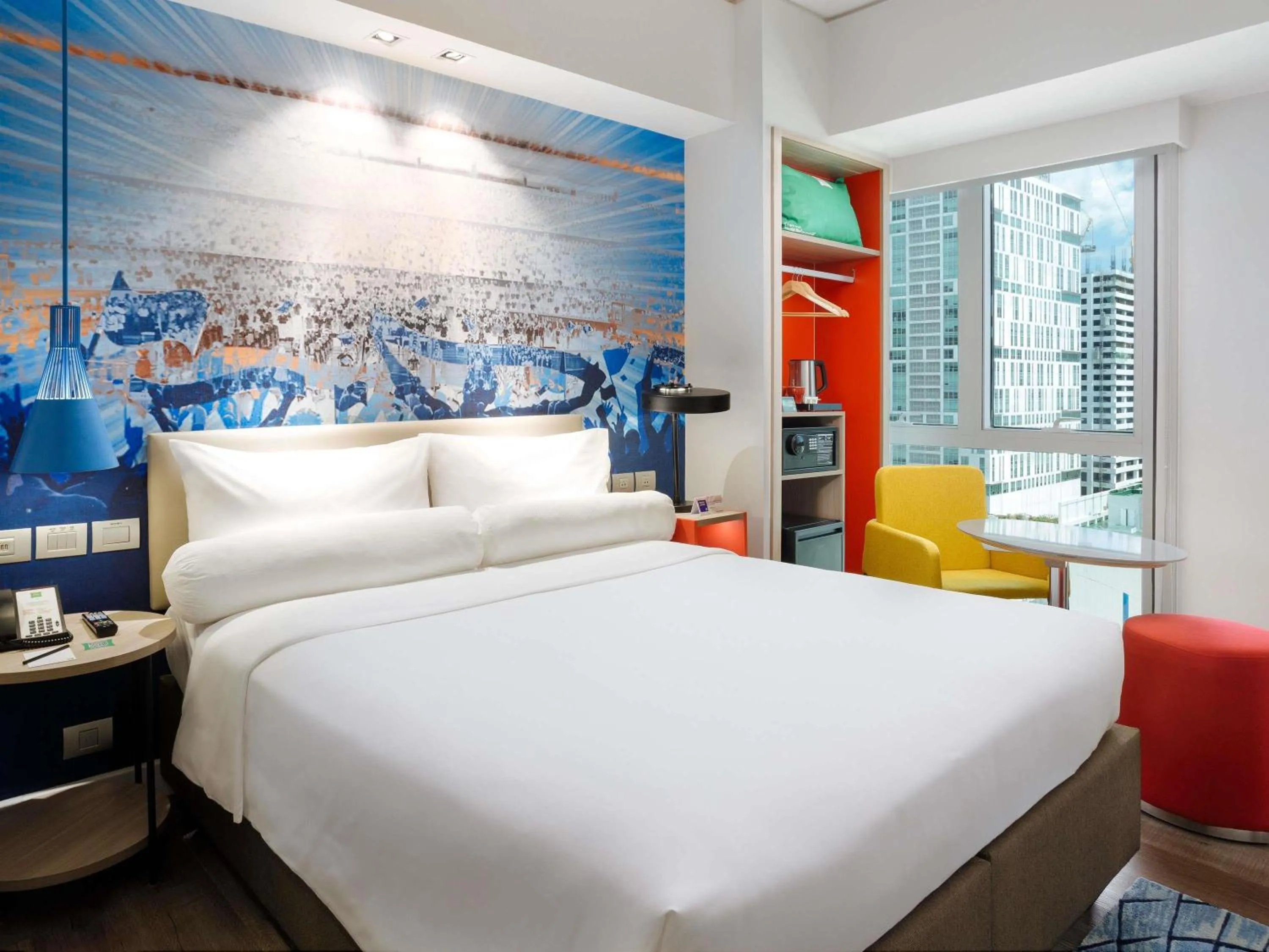 Bedroom, Bed in ibis Styles Manila Araneta City