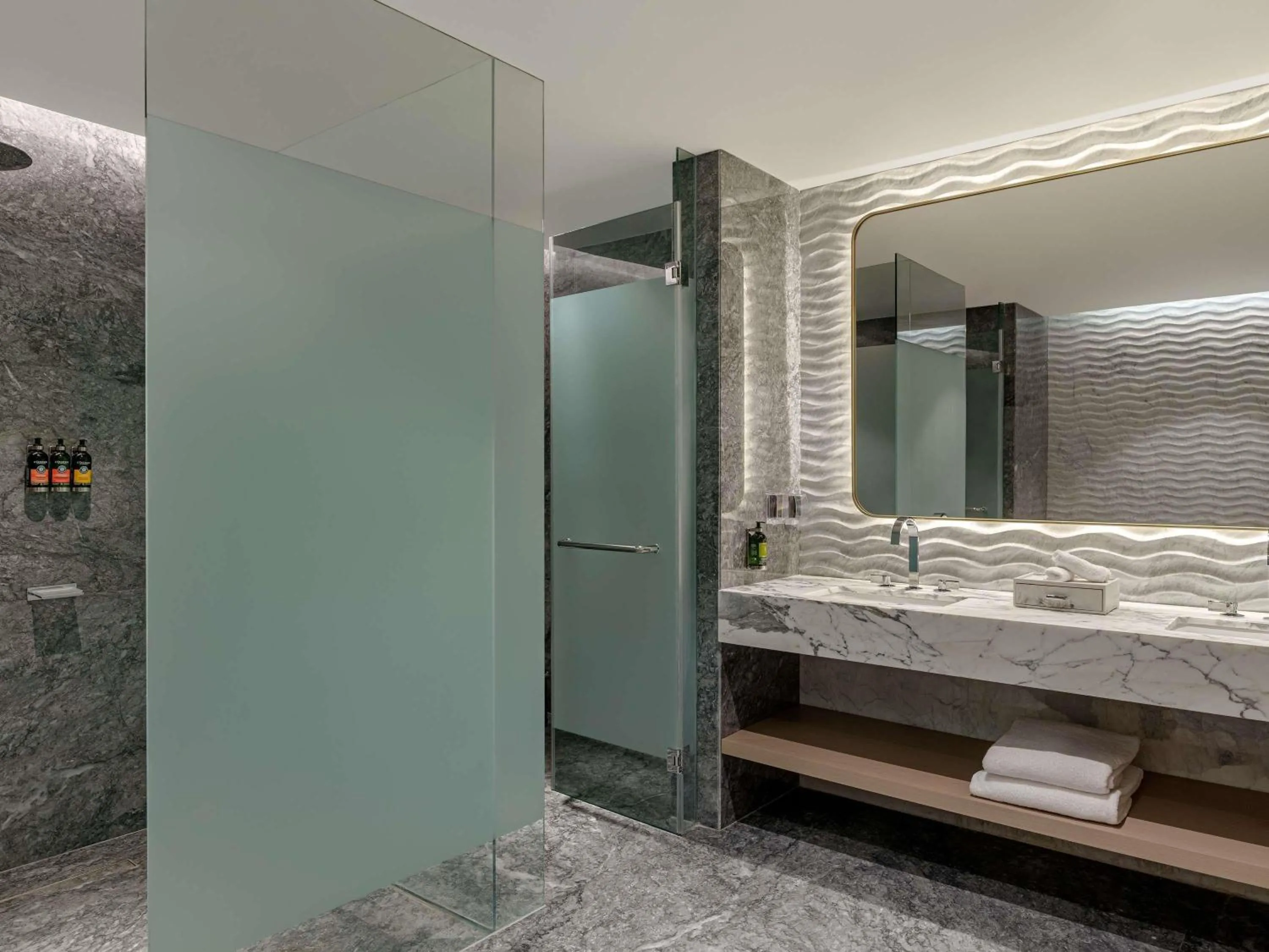 Bedroom in Rixos Premium Qetaifan Island North