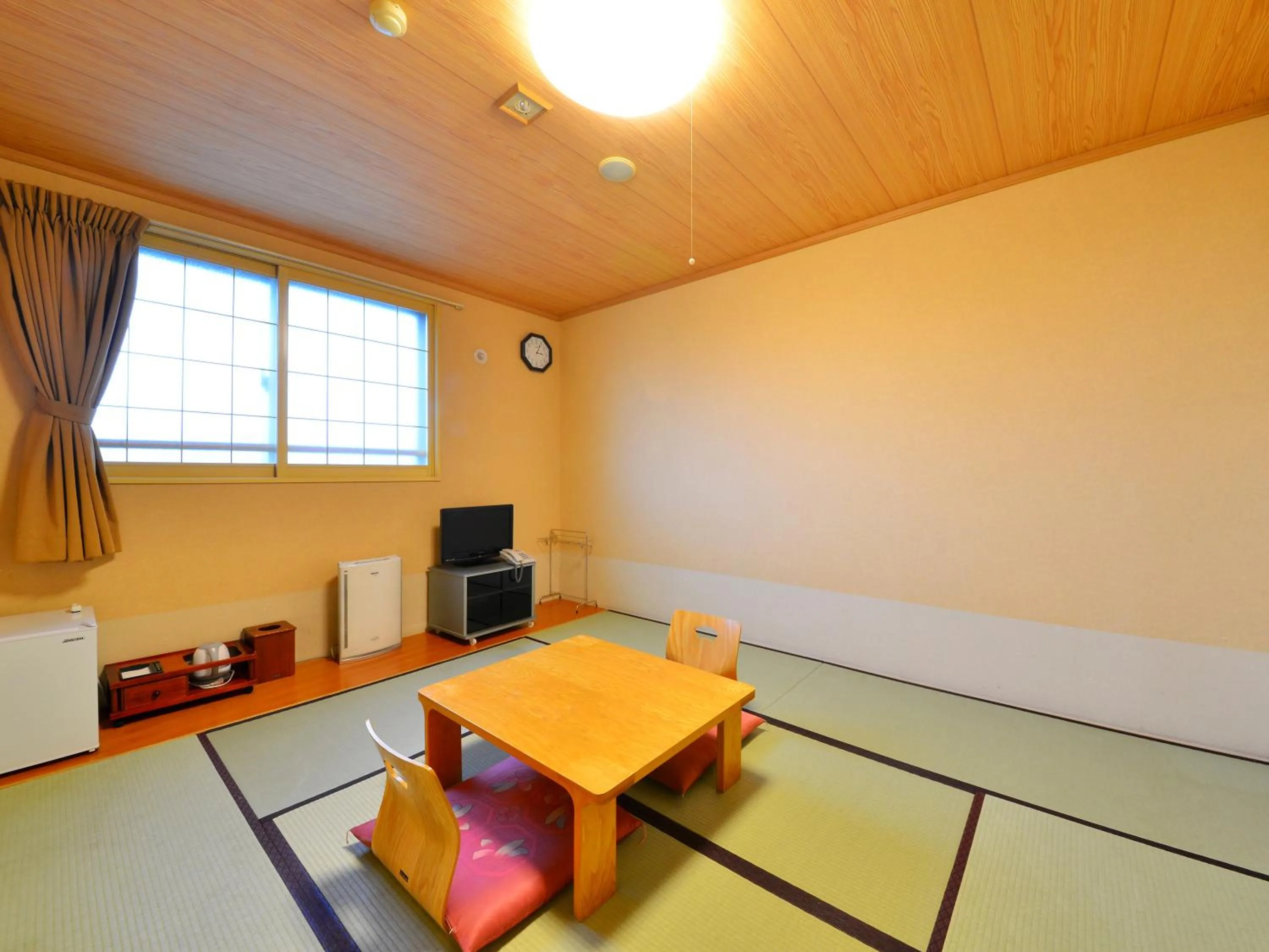 Living room in HigashimaeOnsen Shinwanoyu Hotel Akitaya