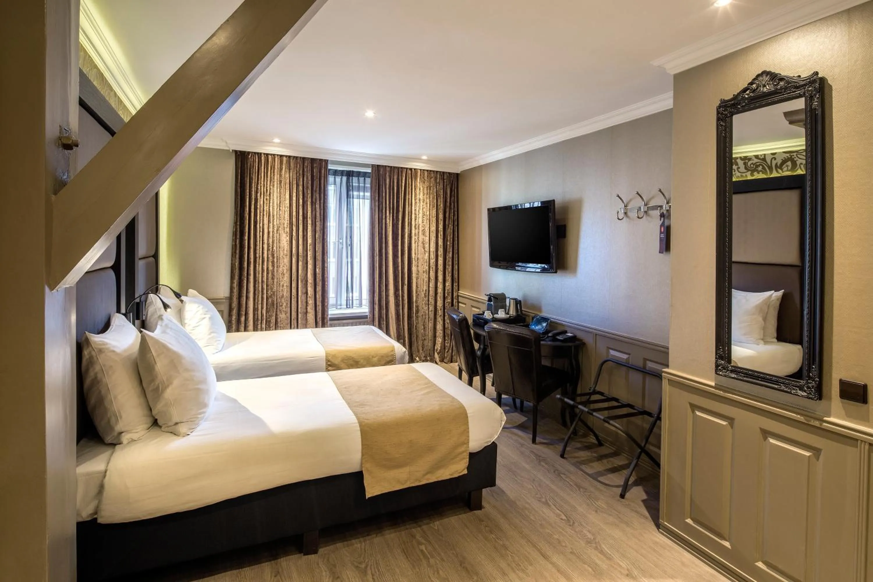Day, Bed in Hotel Sint Nicolaas