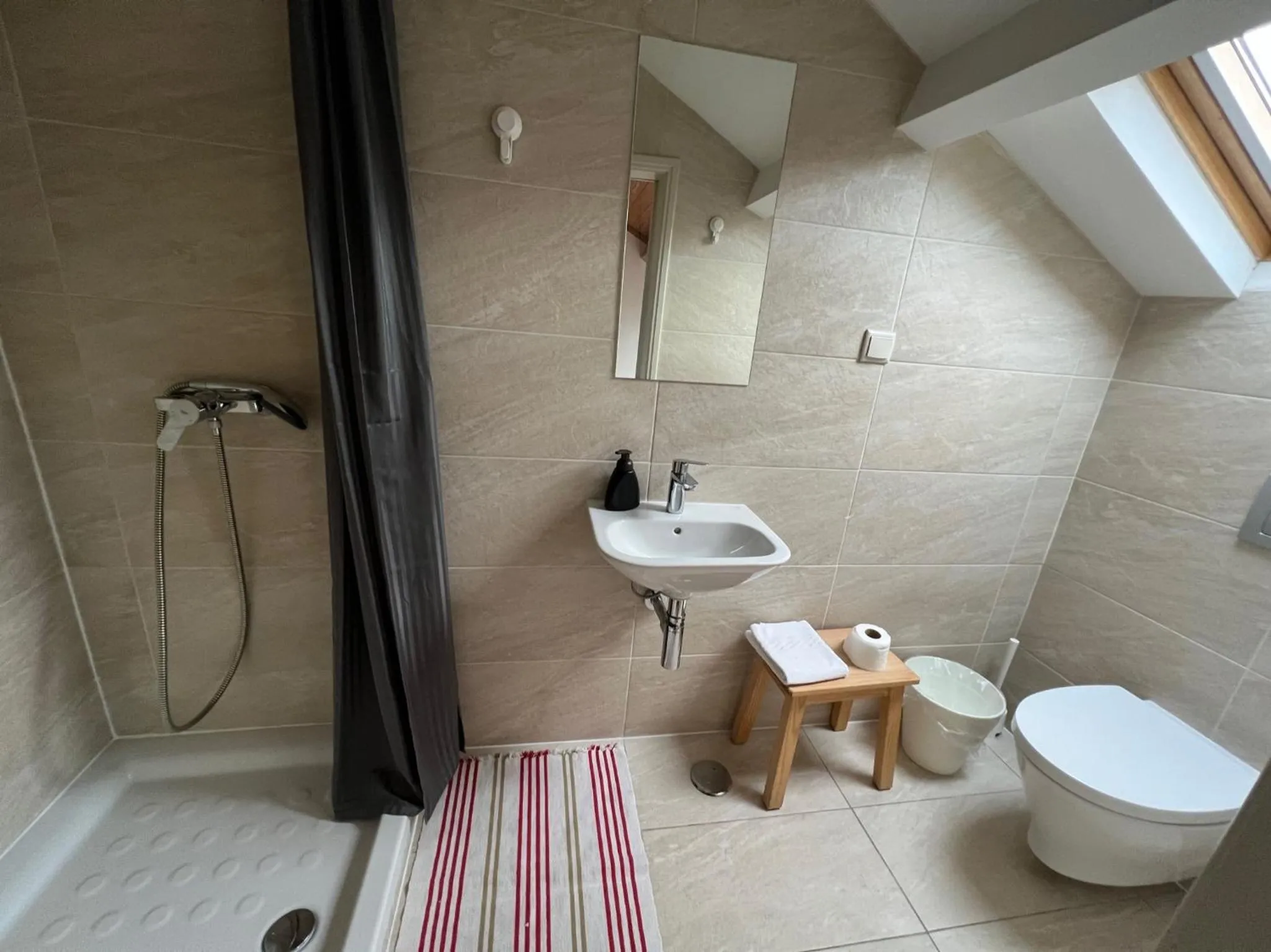 Shower in Residencial Avenida Hostel