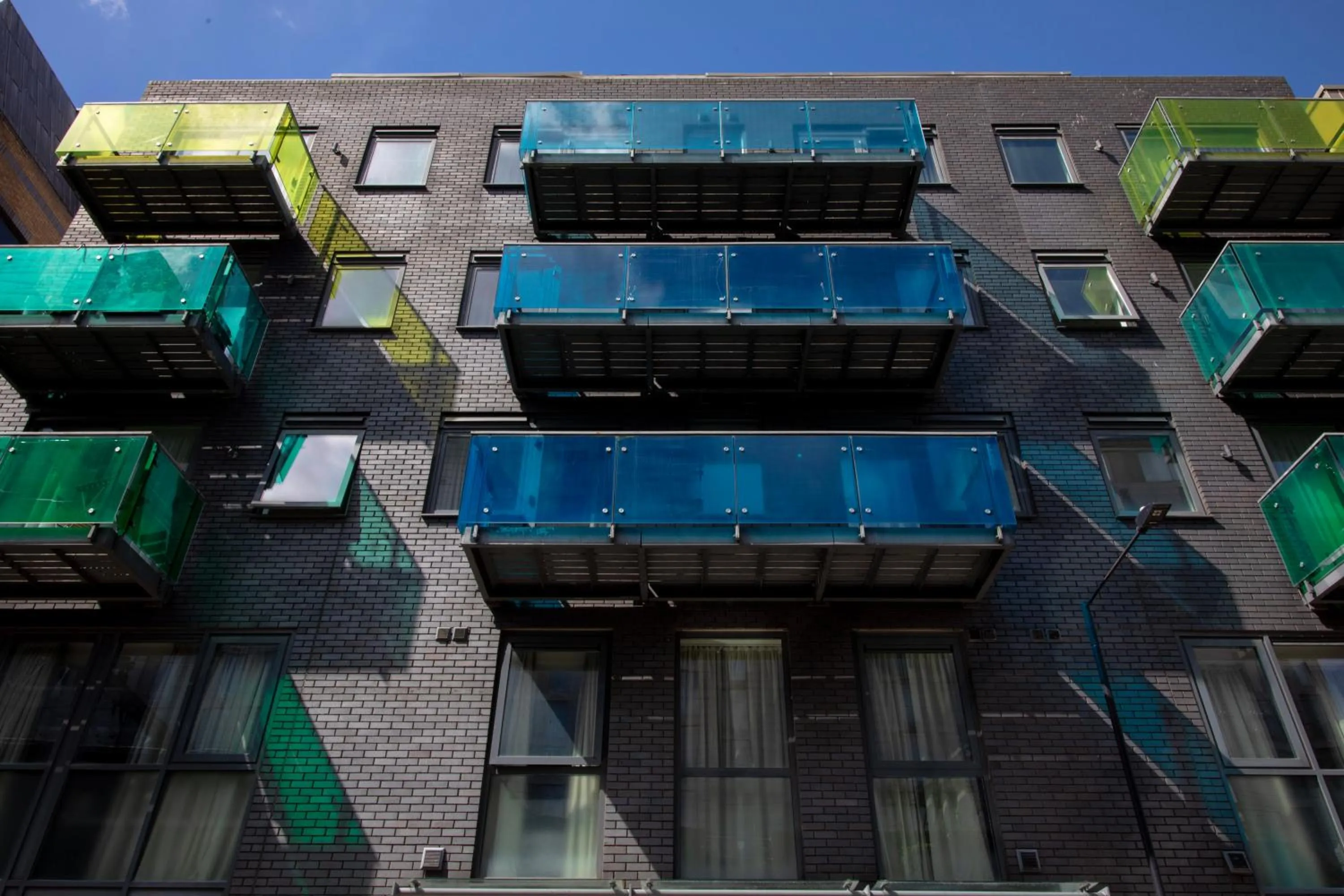 Property building in Bob W London Tower Hill - Residences