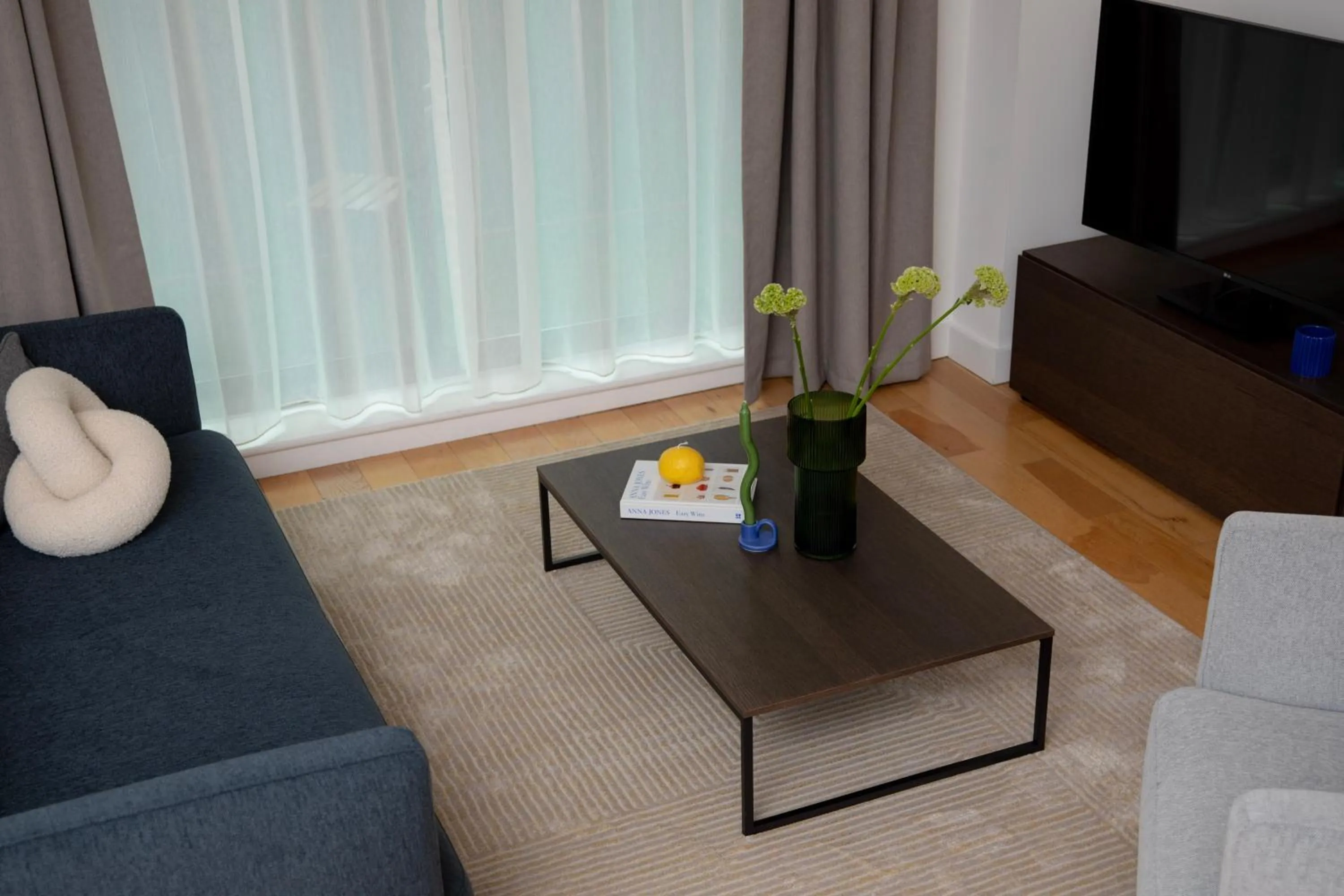 Living room in Bob W London Tower Hill - Residences