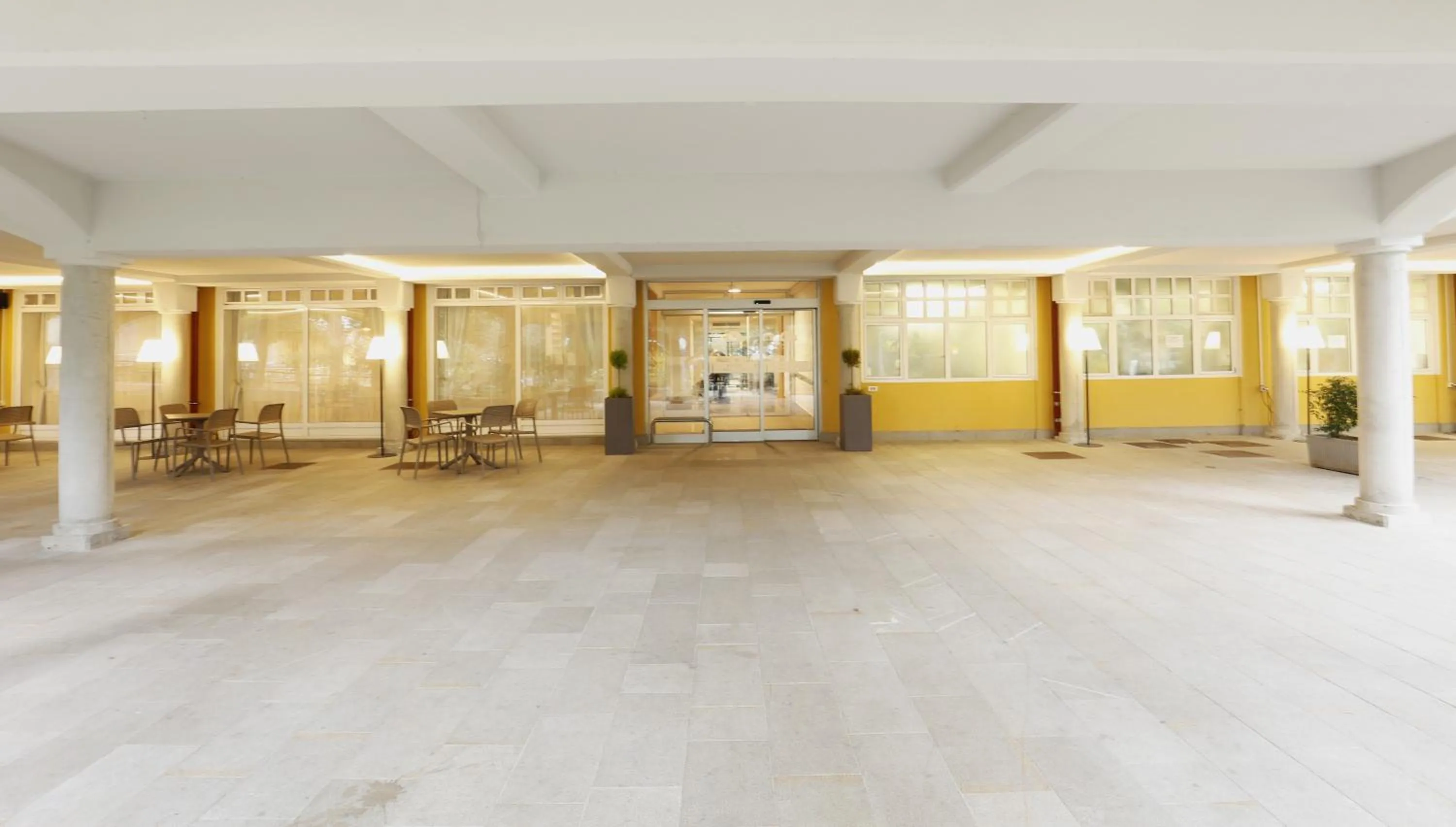 Facade/entrance in FLORAMARE HEALTH RESORT