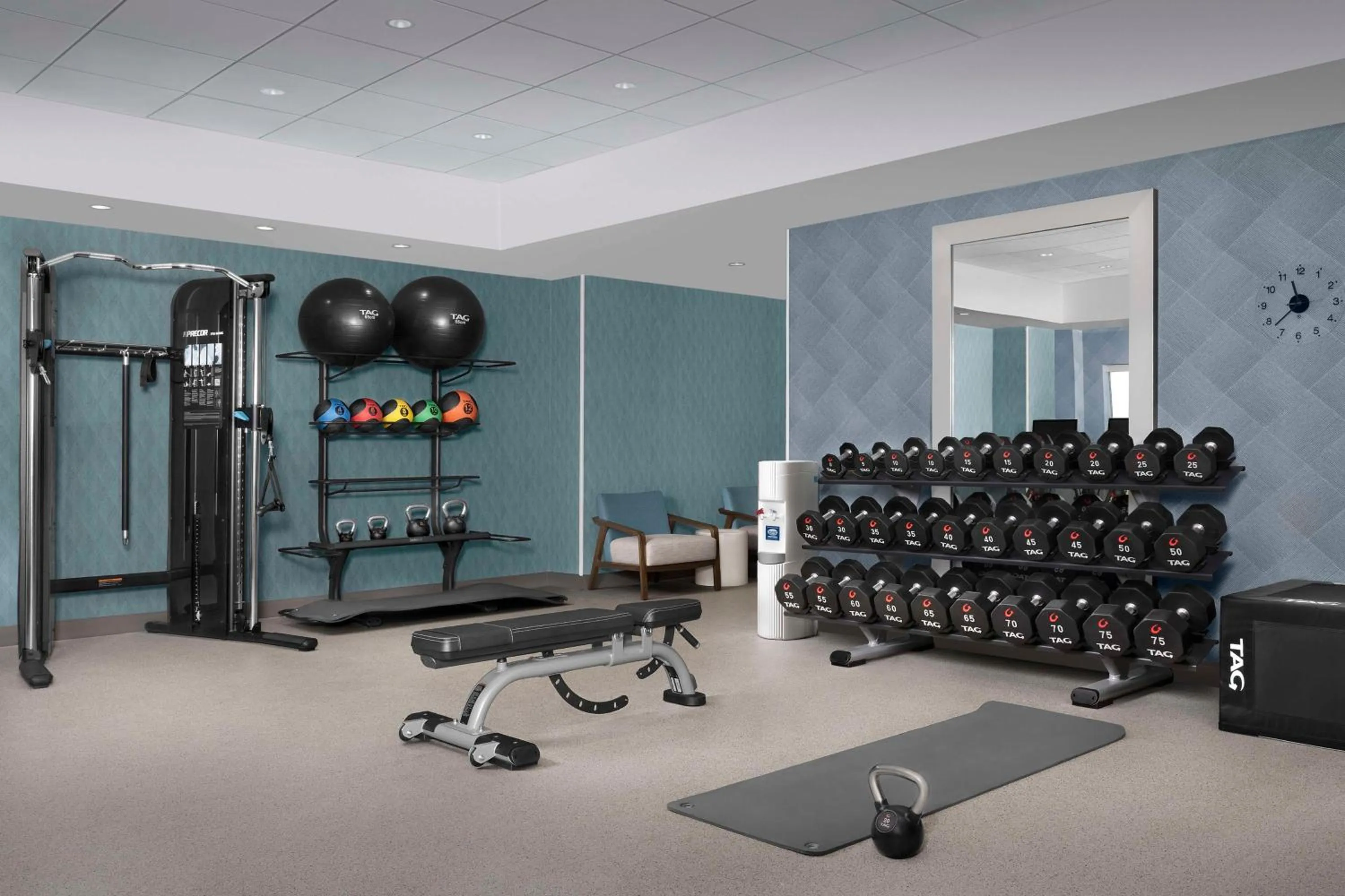 Fitness centre/facilities in Home2 Suites By Hilton Falls Church