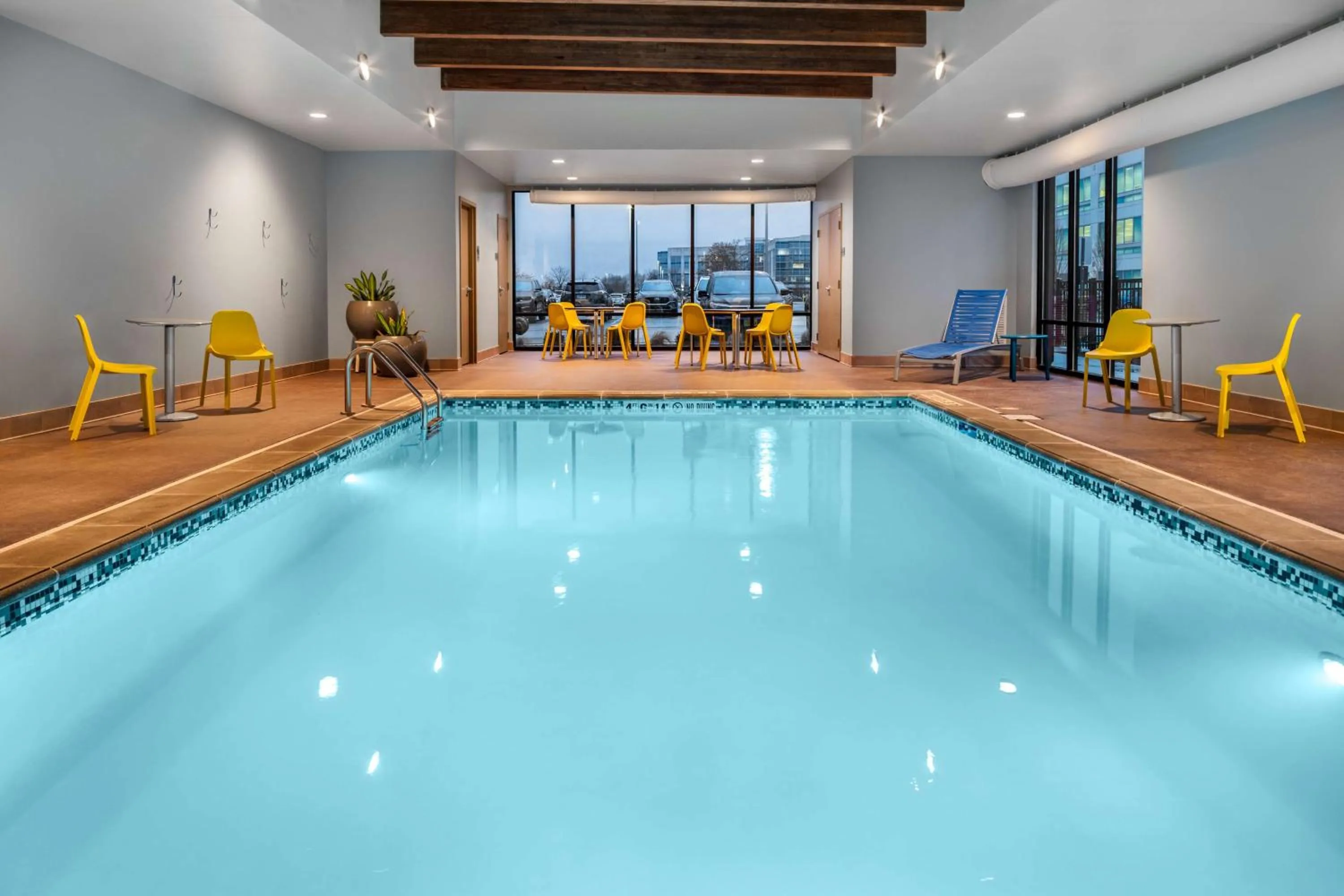 Pool view in Home2 Suites By Hilton Indianapolis North At Intech Park