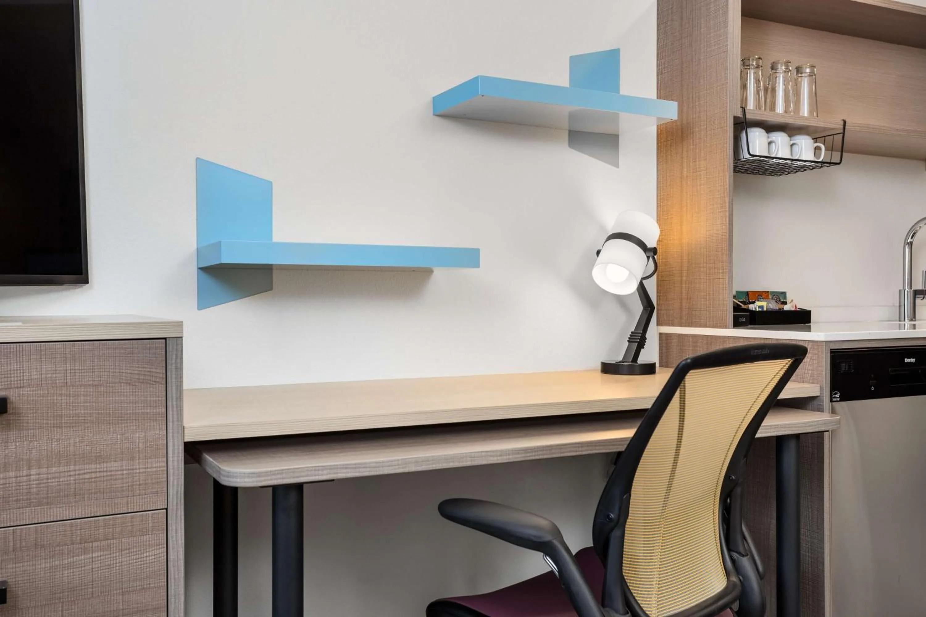 Bedroom in Home2 Suites By Hilton Indianapolis North At Intech Park