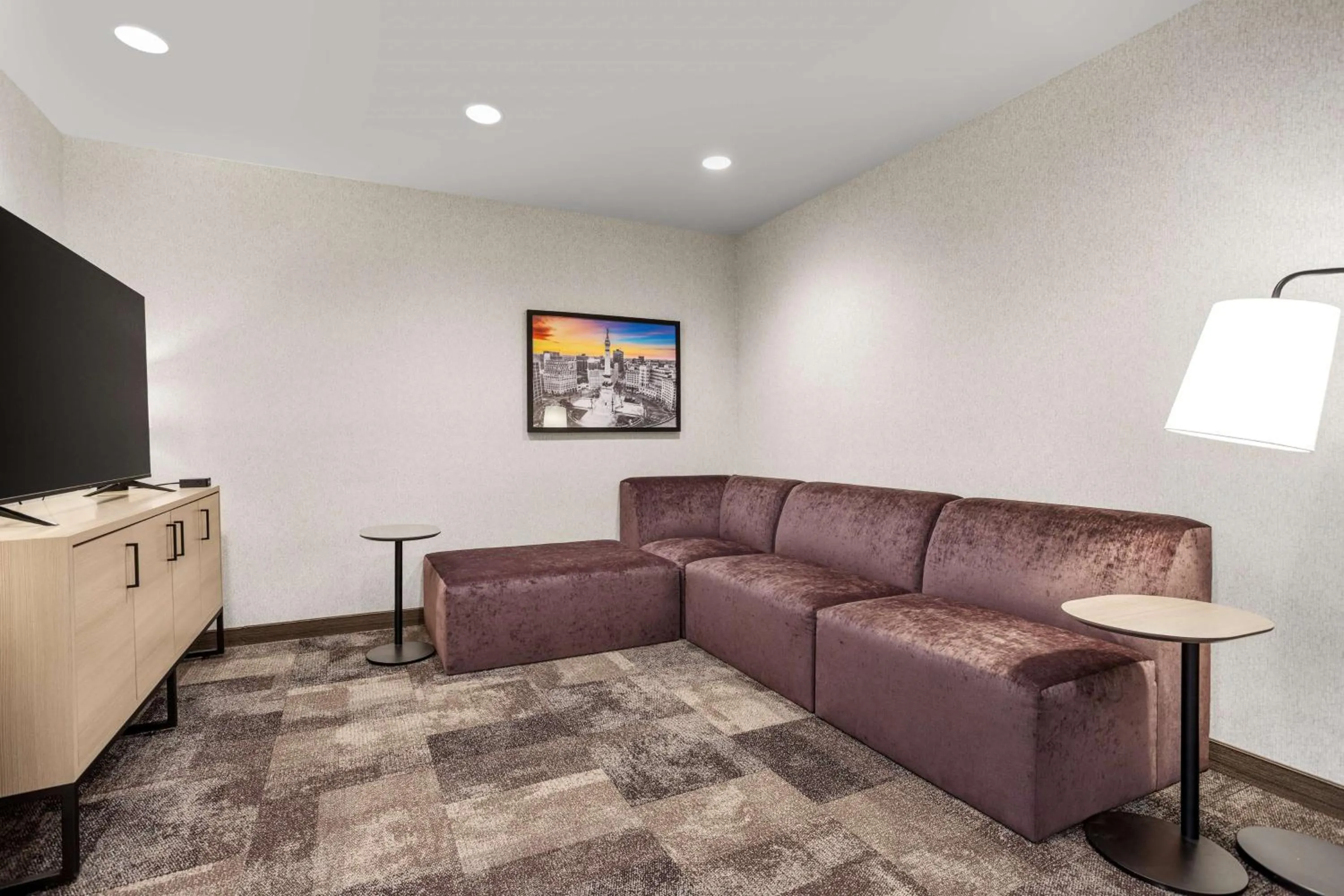 Meeting/conference room in Home2 Suites By Hilton Indianapolis North At Intech Park