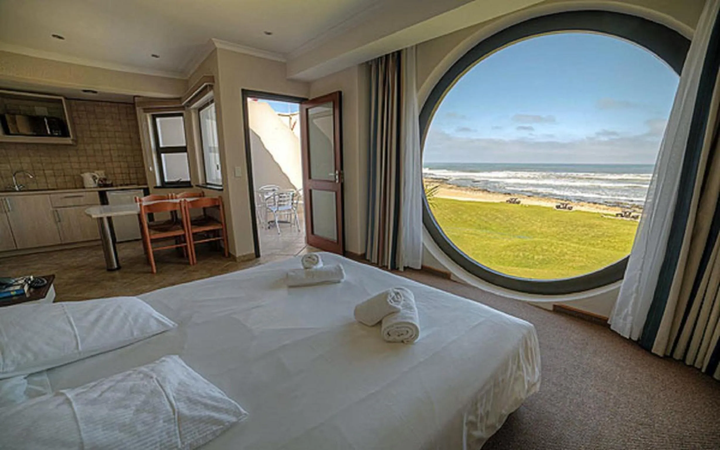 Bed in Beach Lodge