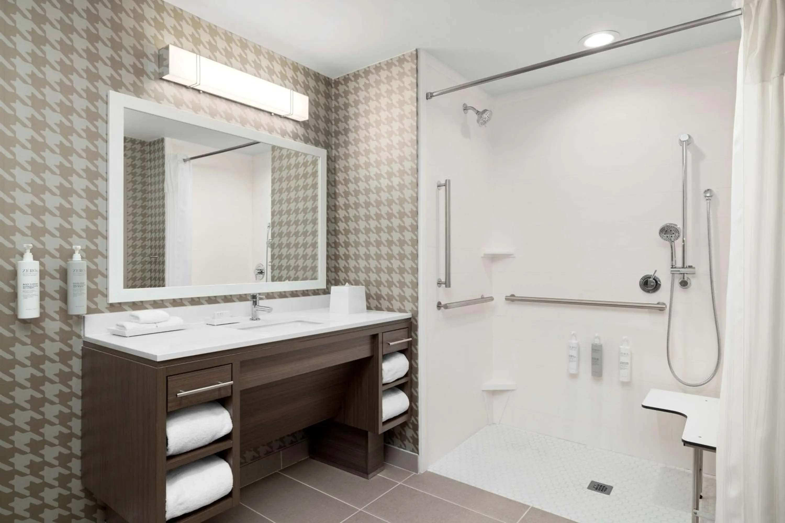 Bathroom in Home2 Suites By Hilton Niceville Eglin Air Force Base