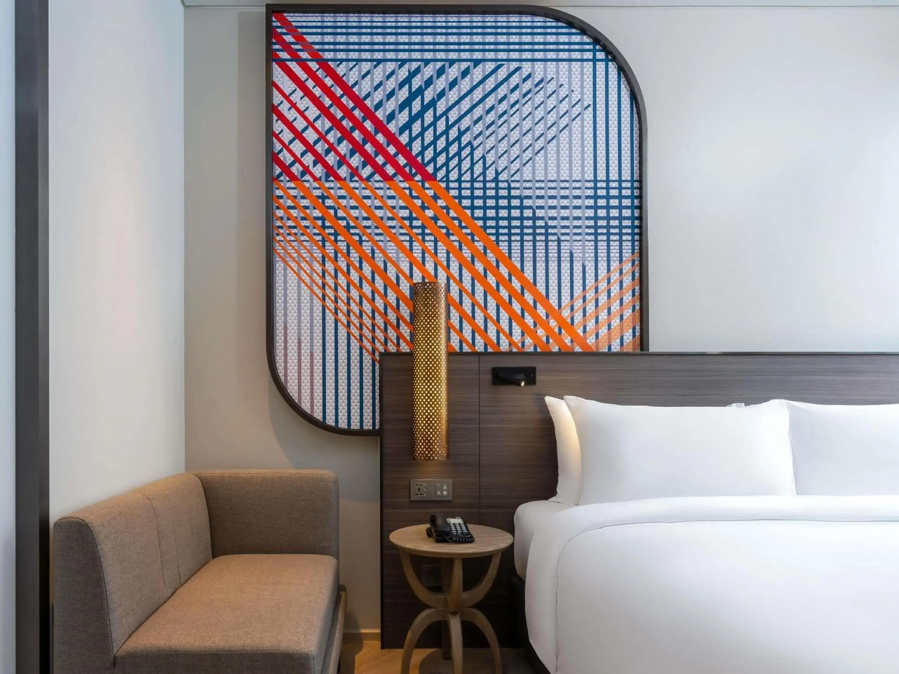 Classic King Room in Mercure Bangkok Surawong Classic King Room in Mercure Bangkok Surawong