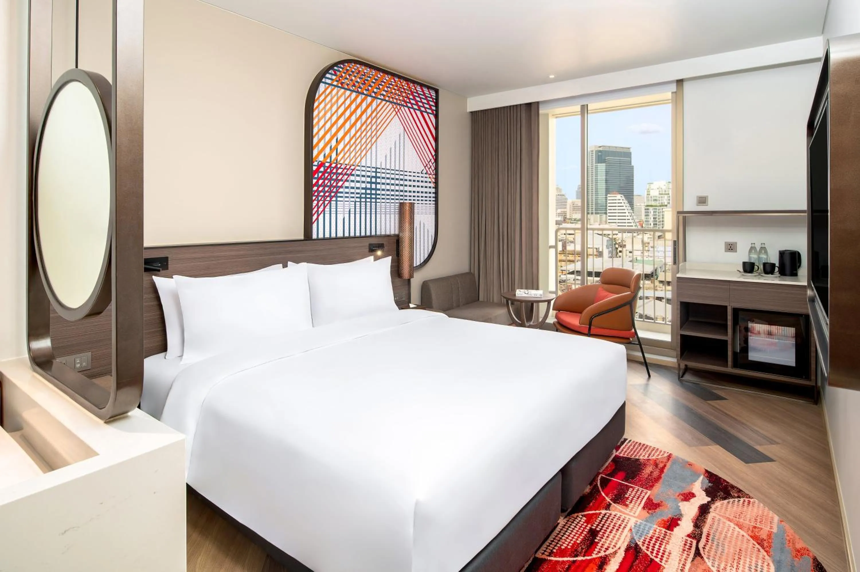 Bed in Mercure Bangkok Surawong