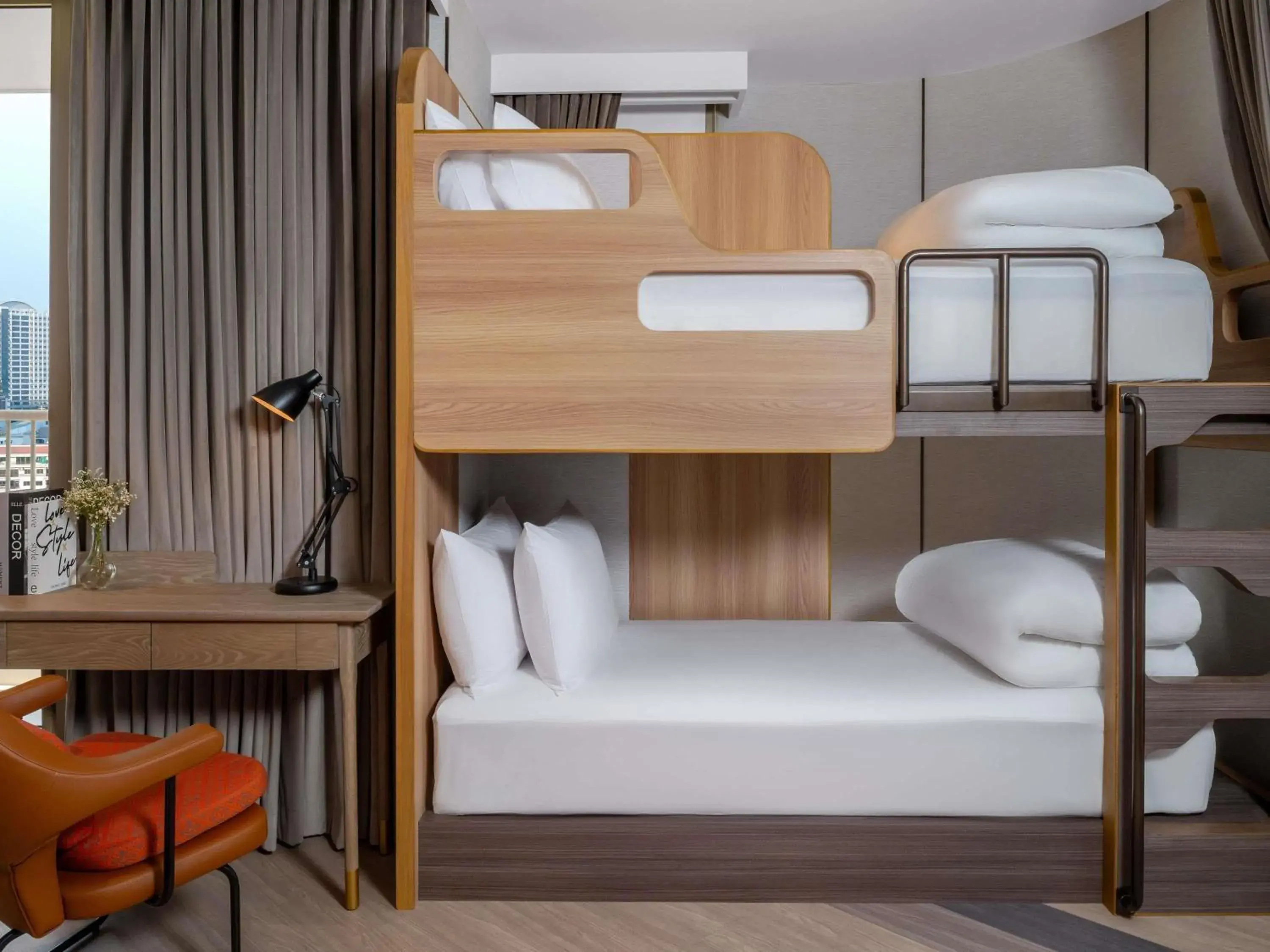 Family Bunk Bed with Balcony in Mercure Bangkok Surawong Family Bunk Bed with Balcony in Mercure Bangkok Surawong