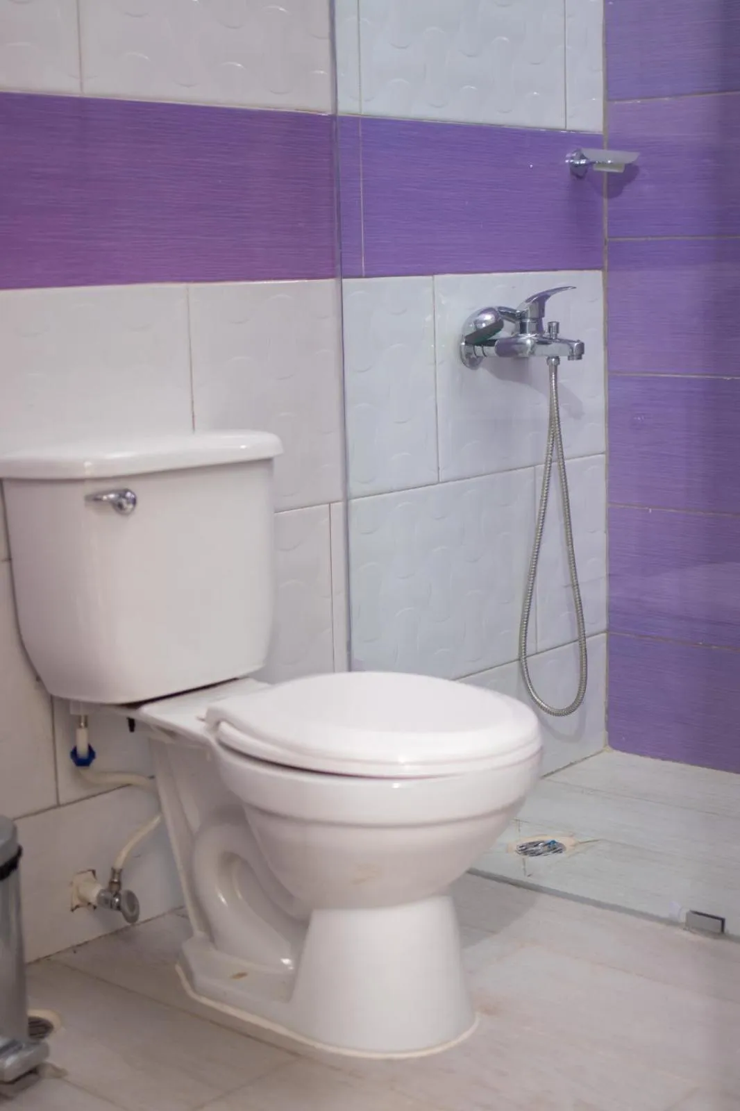 Shower in Diosamar Hotel y Suites