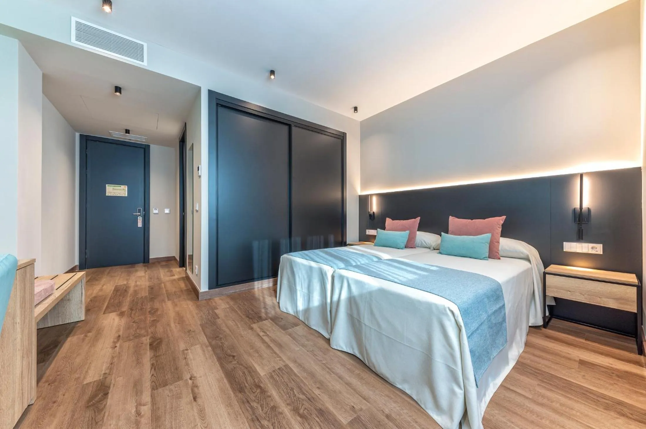 Bedroom, Bed in Hotel Villa Universitaria